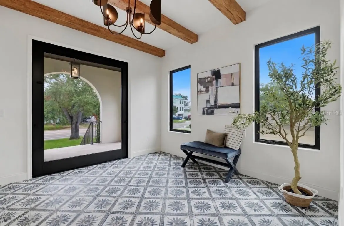 502 E DAVIS BOULEVARD, TAMPA, FL, photo 6 of 74