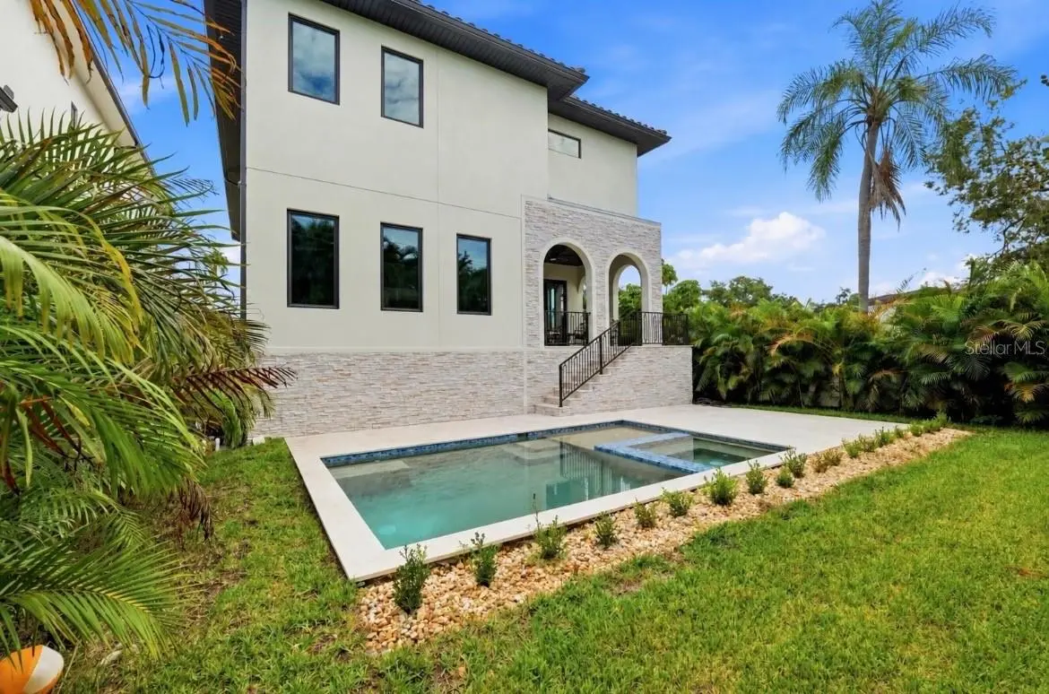 502 E DAVIS BOULEVARD, TAMPA, FL, photo 61 of 74