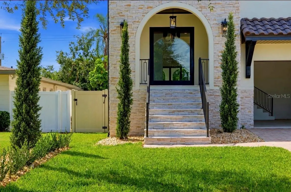 502 E DAVIS BOULEVARD, TAMPA, FL, photo 70 of 74