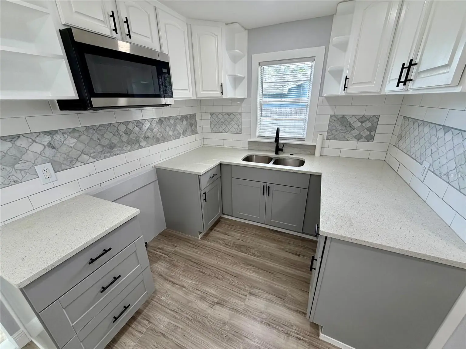 301 80TH AVENUE NE, ST PETERSBURG, FL, photo 15 of 43