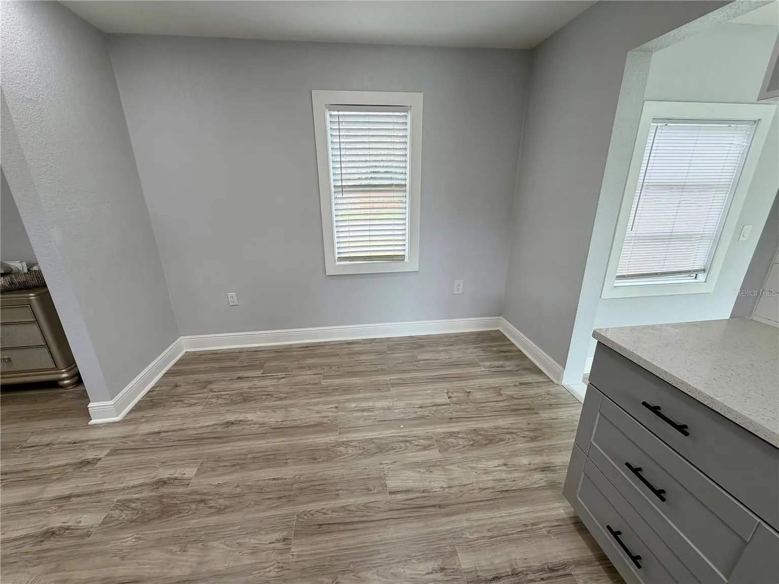 301 80TH AVENUE NE, ST PETERSBURG, FL, photo 18 of 43