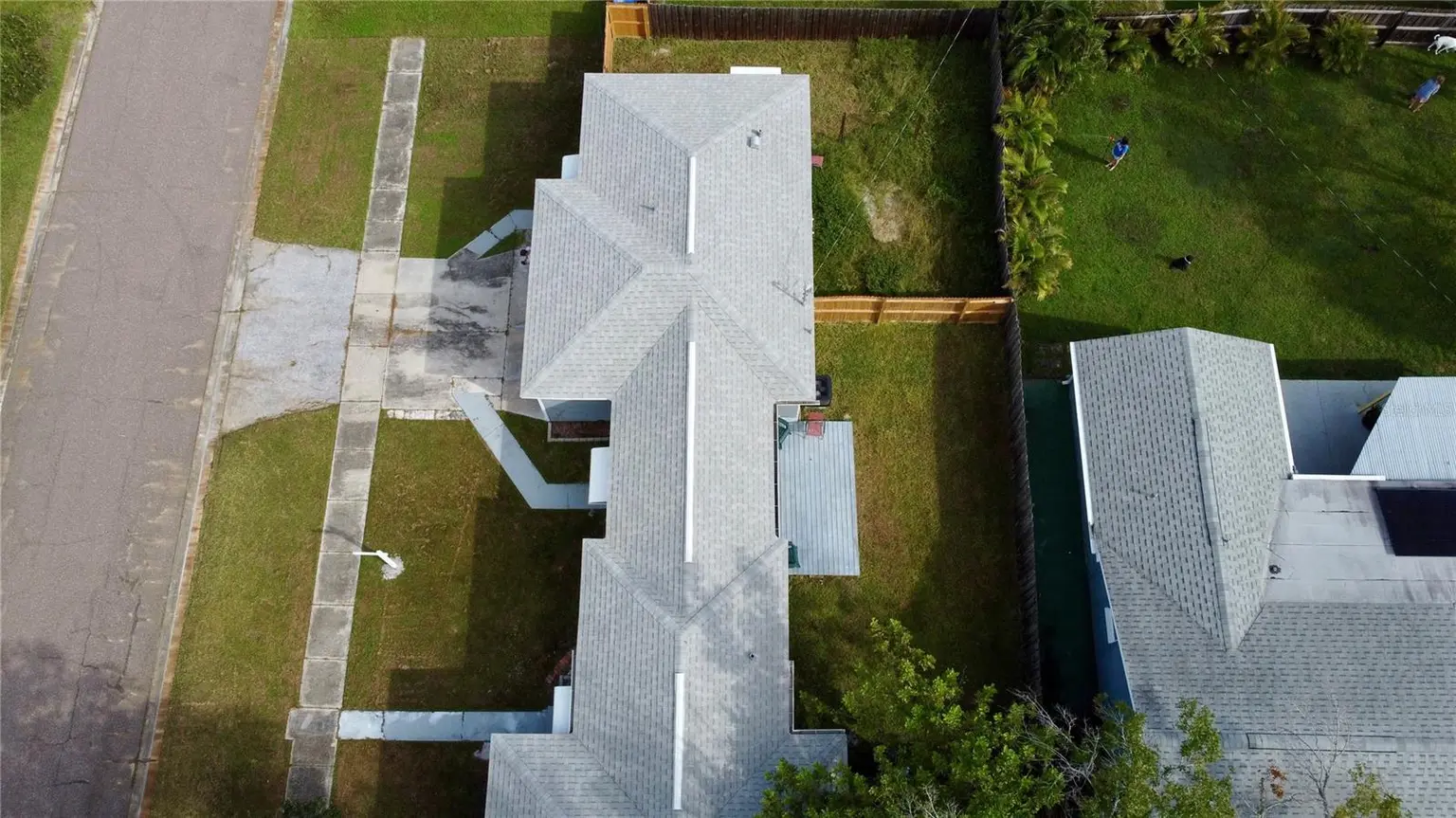 301 80TH AVENUE NE, ST PETERSBURG, FL, photo 34 of 43