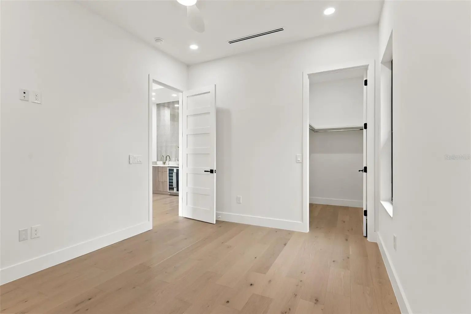 1007 W BRADDOCK STREET, TAMPA, FL, photo 43 of 60
