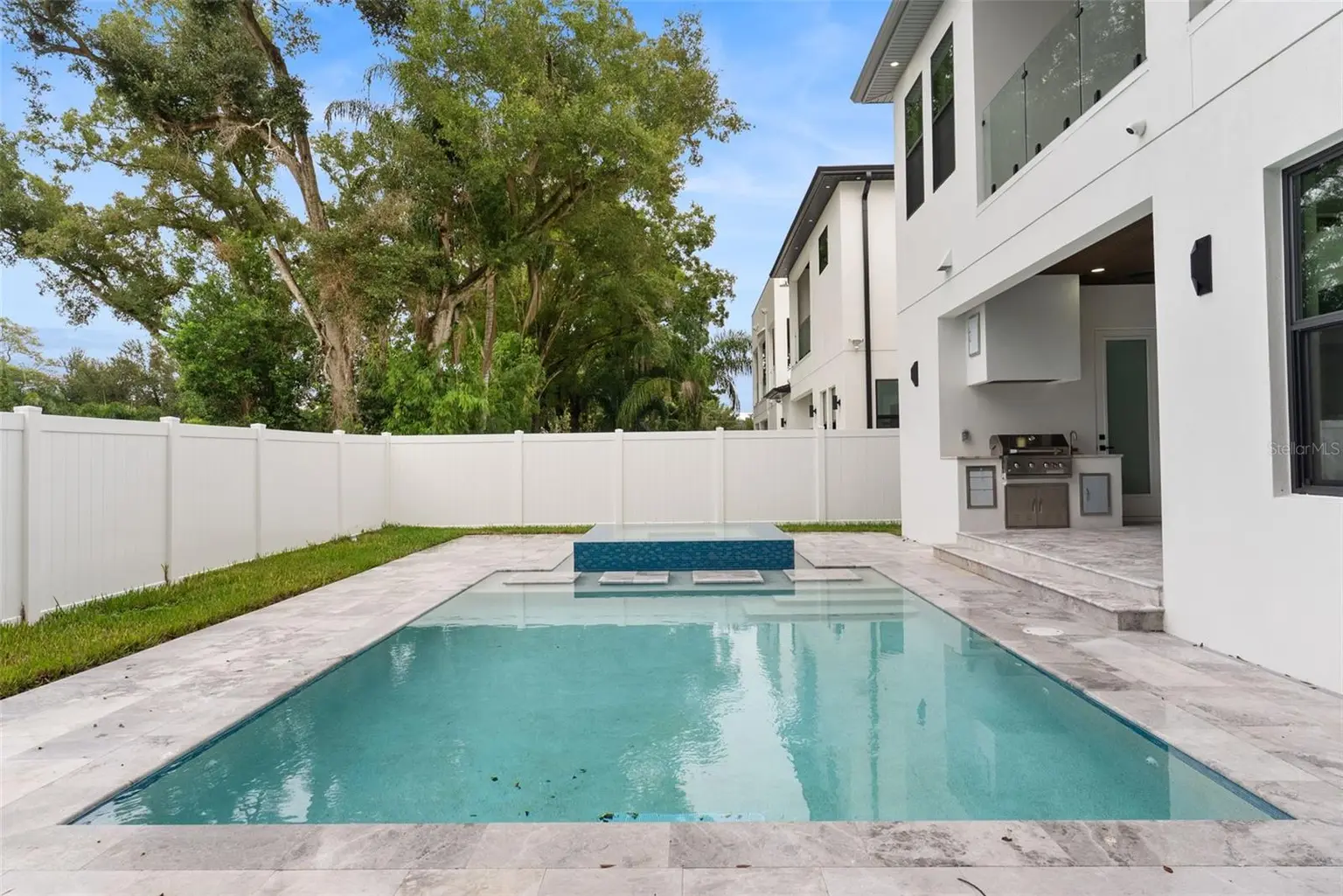 1007 W BRADDOCK STREET, TAMPA, FL, photo 49 of 60
