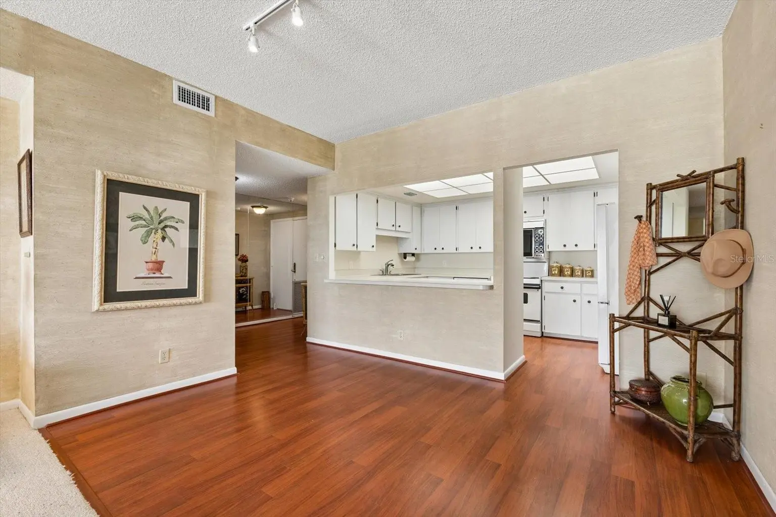 6 BELLEVIEW BOULEVARD #604, BELLEAIR, FL, photo 16 of 45