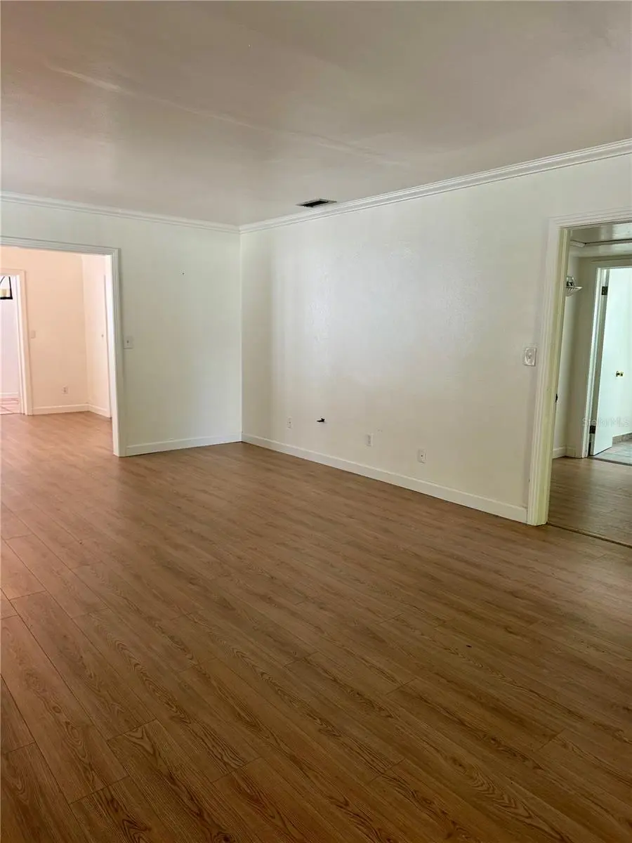 207 W DAVIS BOULEVARD, TAMPA, FL, photo 4 of 21