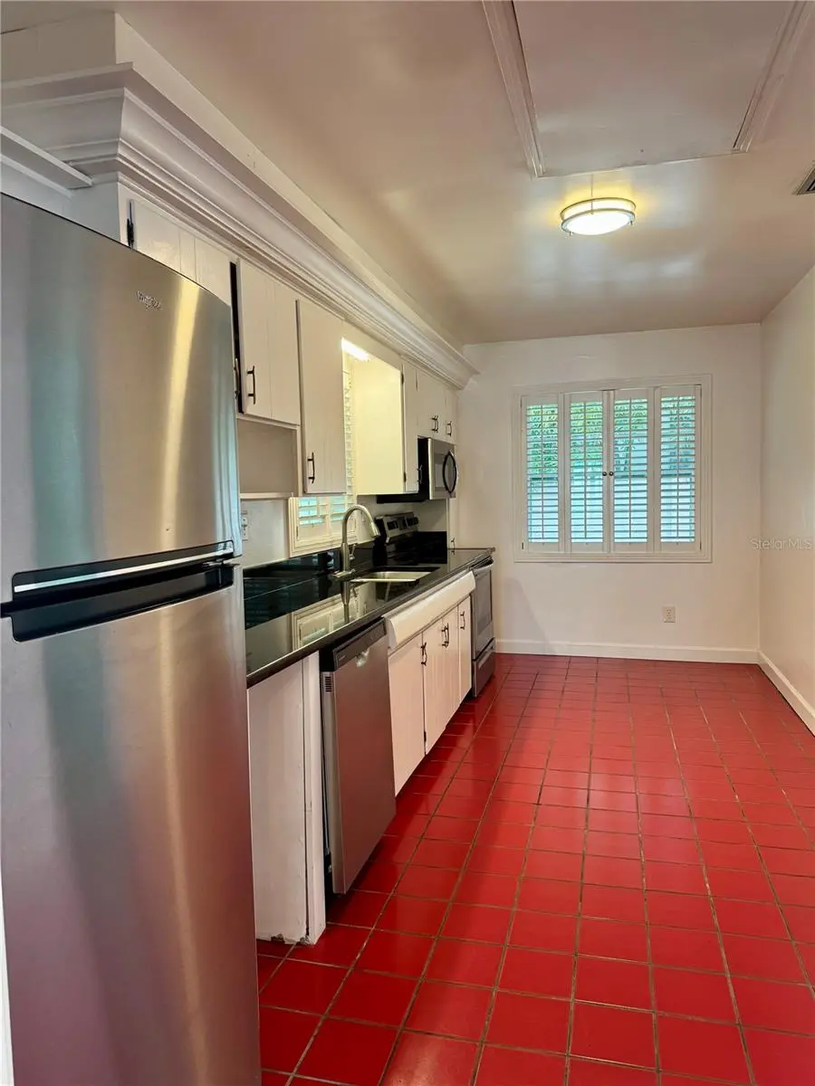 207 W DAVIS BOULEVARD, TAMPA, FL, photo 14 of 21