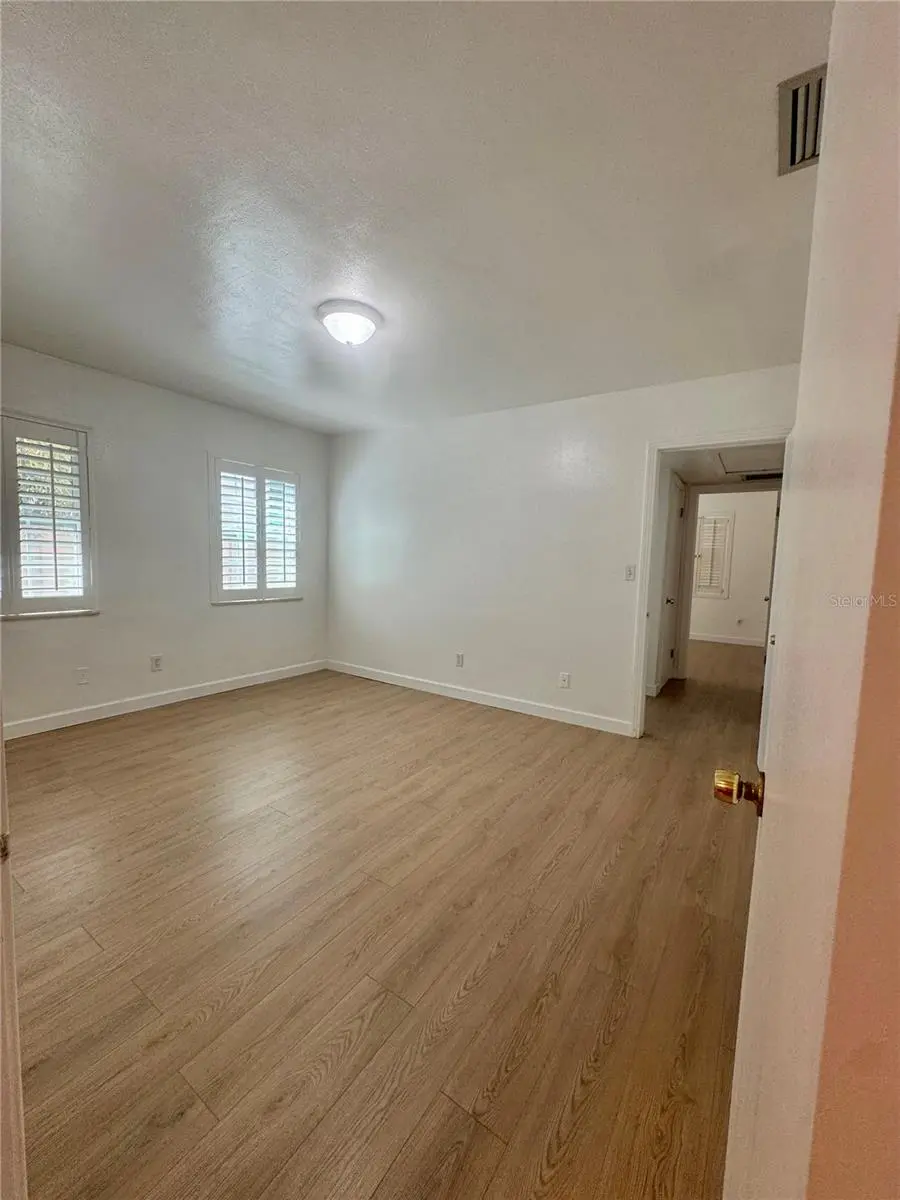 207 W DAVIS BOULEVARD, TAMPA, FL, photo 18 of 21