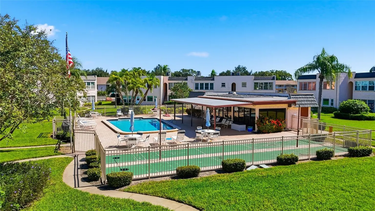211 FERNWOOD CIRCLE #211, SEMINOLE, FL, photo 28 of 39
