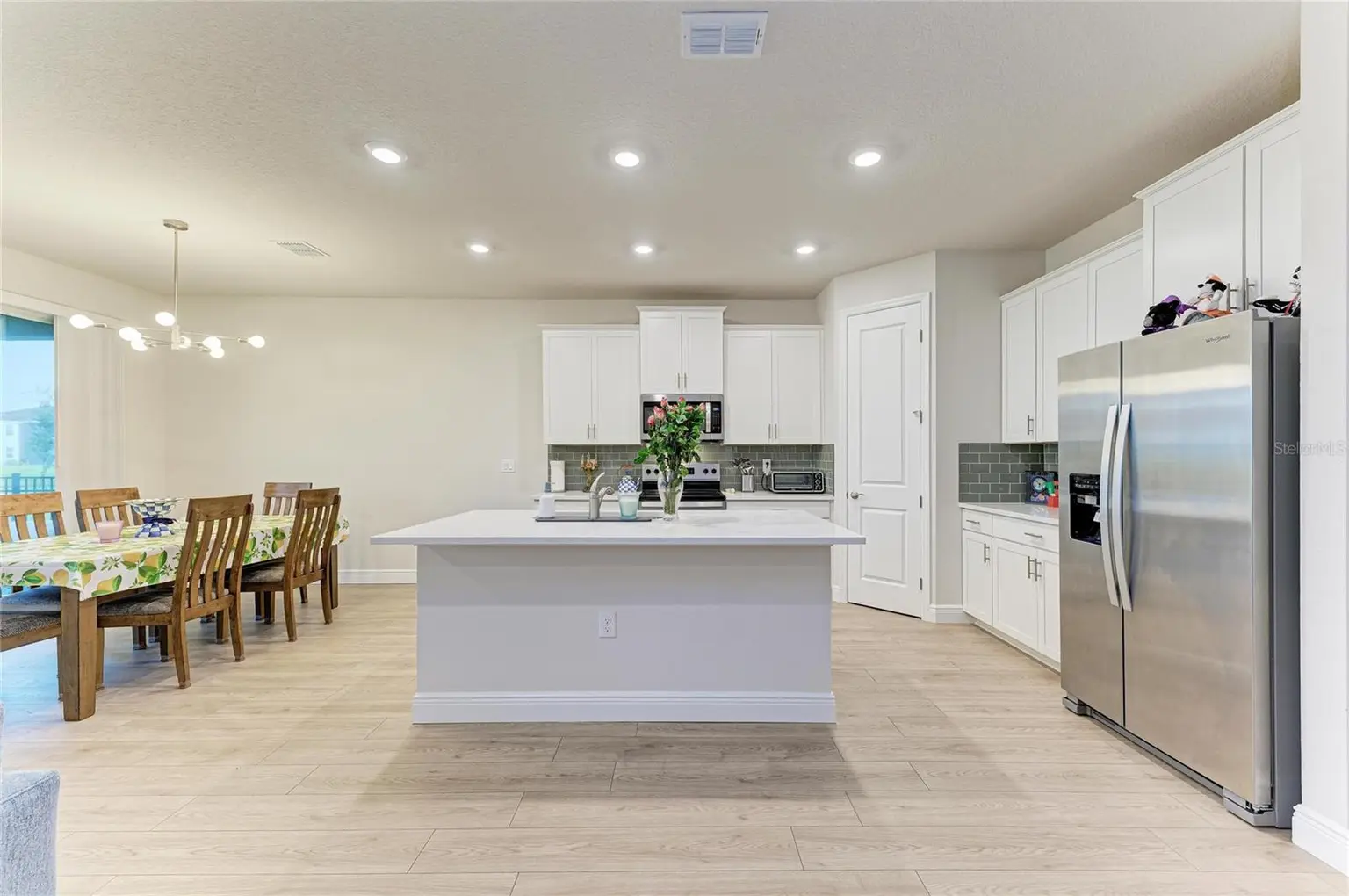 18211 THISTLEBERRY PLACE, LAKEWOOD RANCH, FL, photo 11 of 82