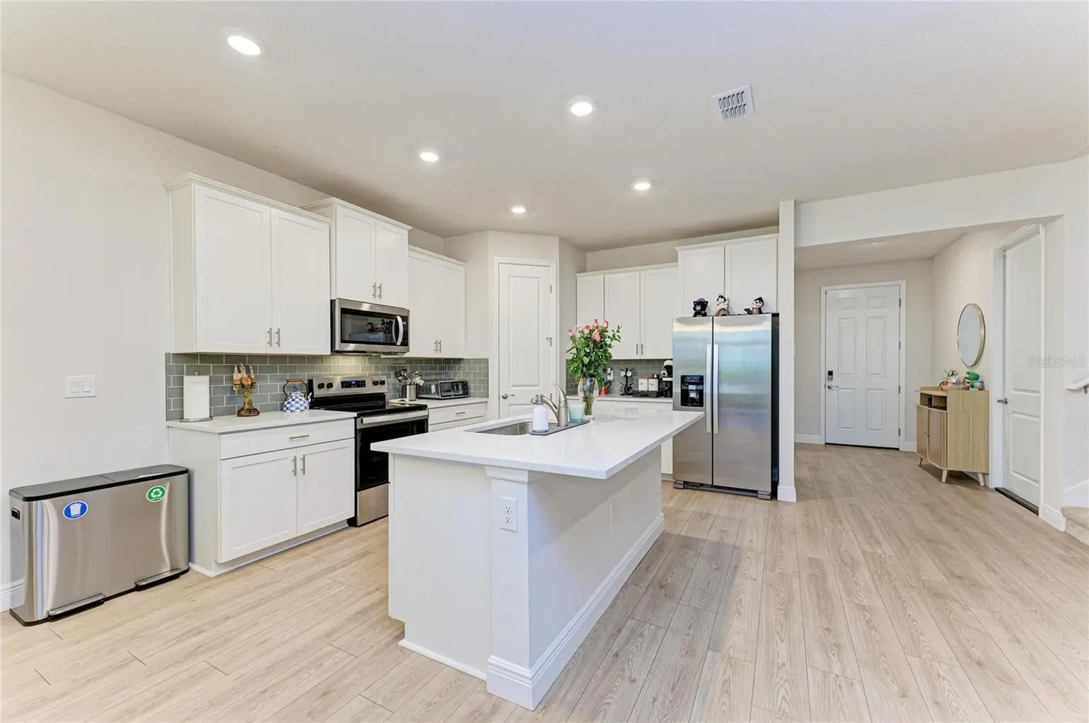 18211 THISTLEBERRY PLACE, LAKEWOOD RANCH, FL, photo 12 of 82