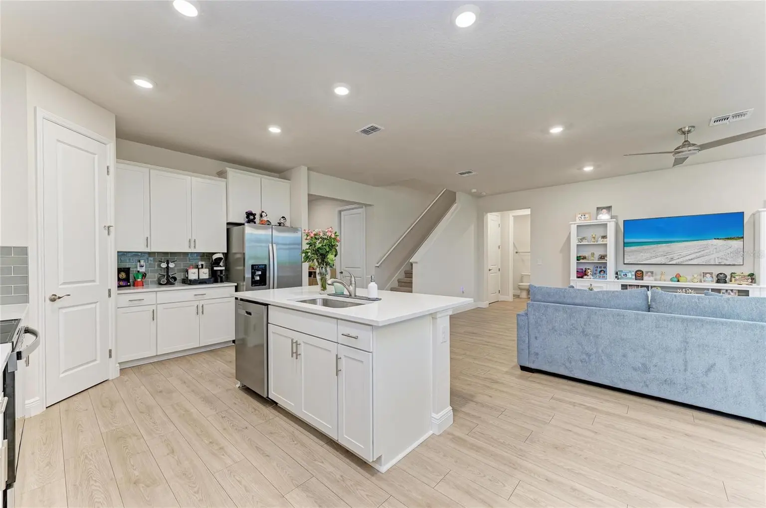 18211 THISTLEBERRY PLACE, LAKEWOOD RANCH, FL, photo 14 of 82