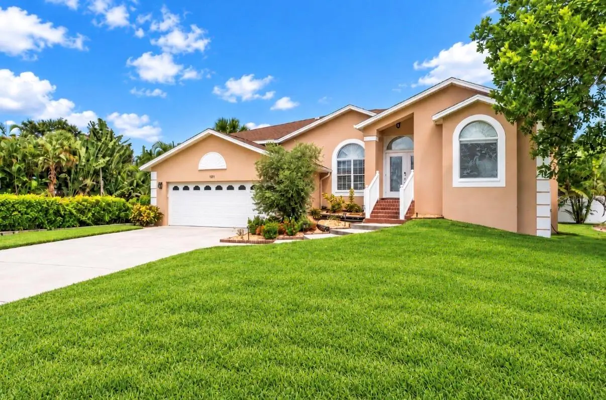 121 7TH STREET, BELLEAIR BEACH, FL, photo 4 of 32