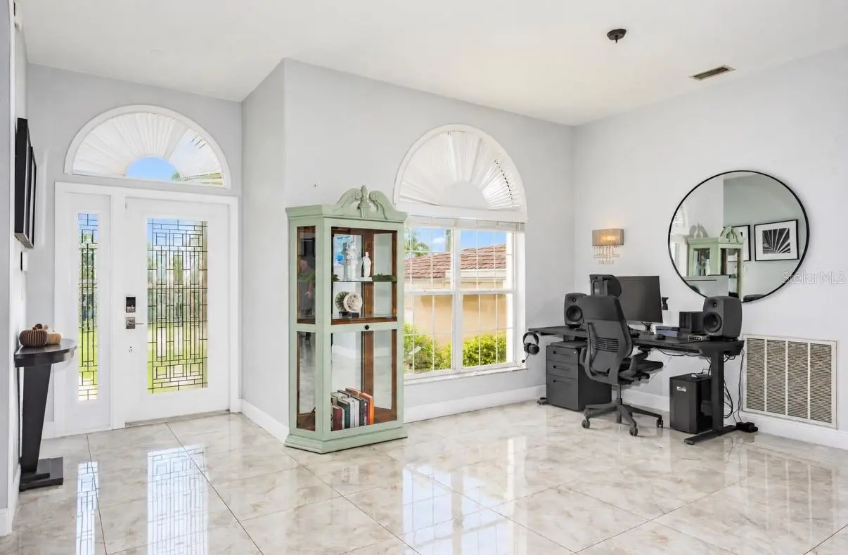 121 7TH STREET, BELLEAIR BEACH, FL, photo 6 of 32