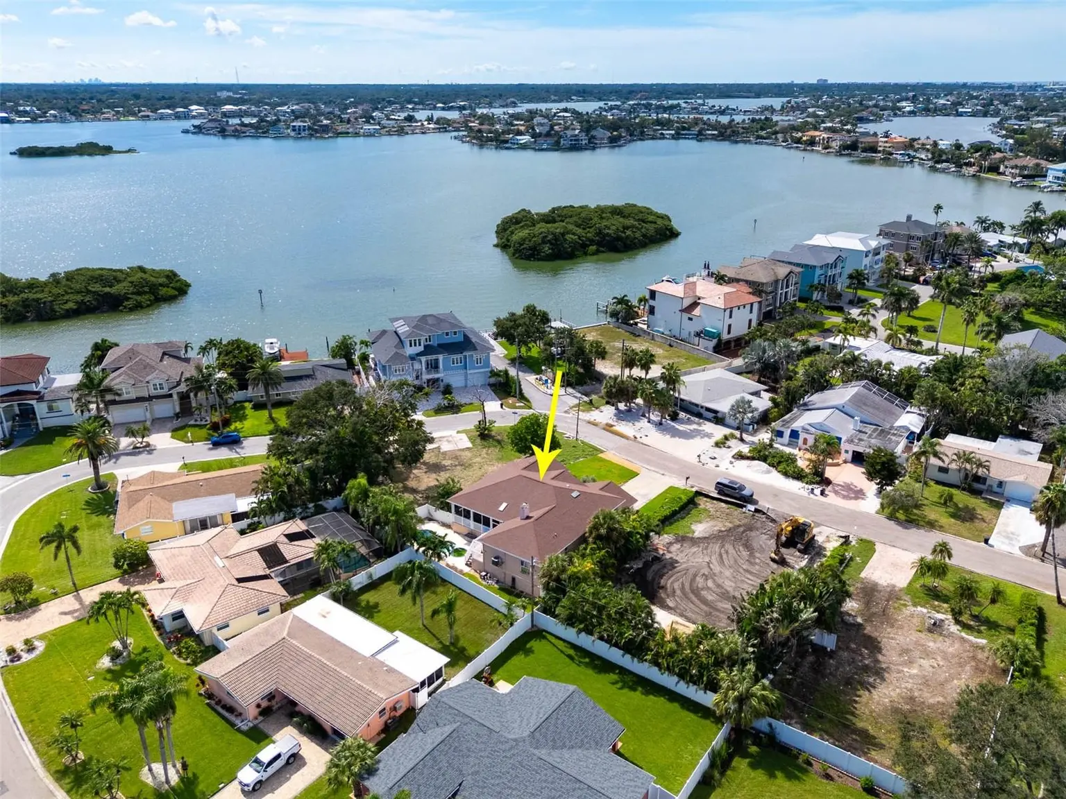 121 7TH STREET, BELLEAIR BEACH, FL, photo 31 of 32