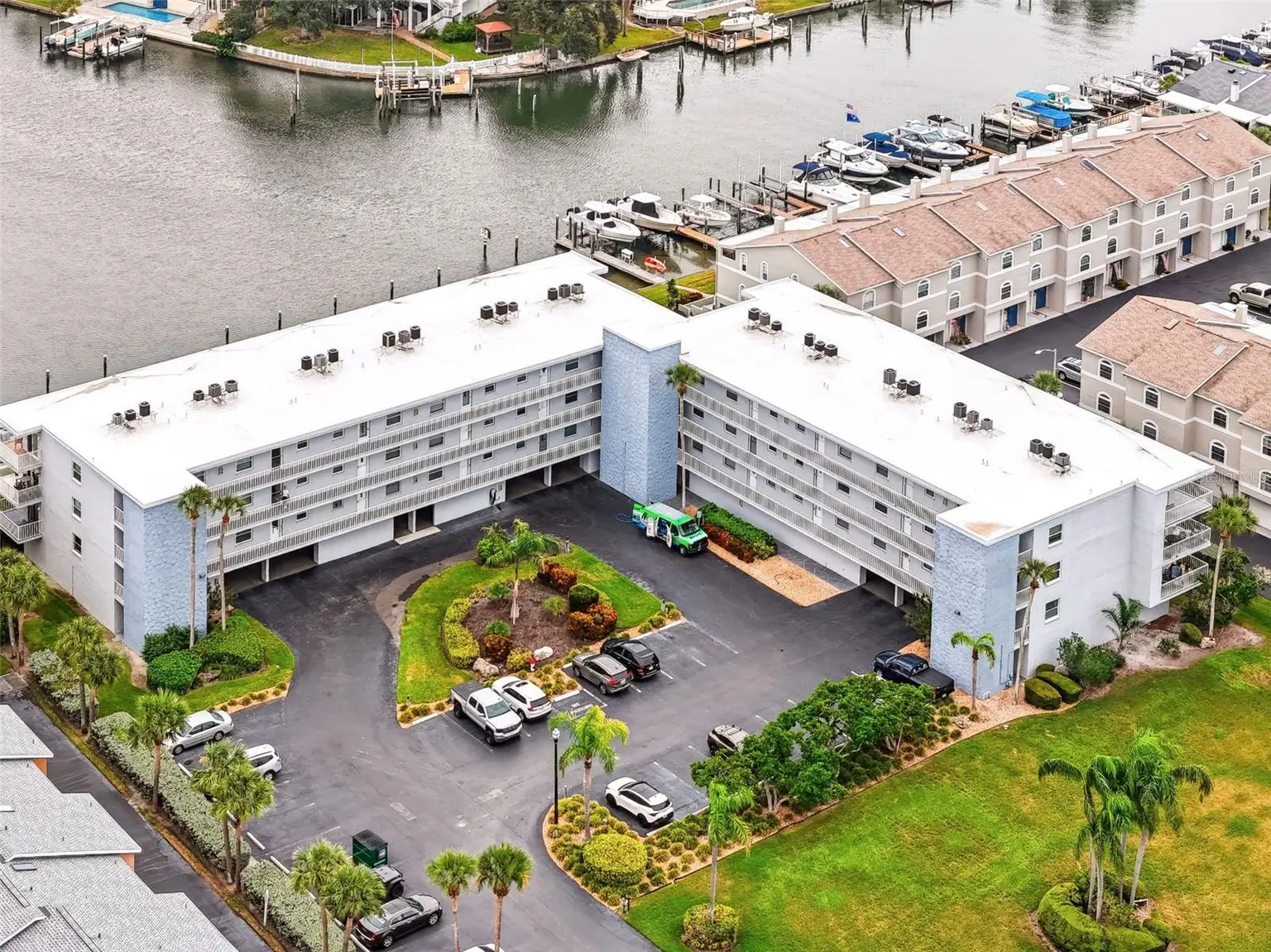 719 PINELLAS BAYWAY S #311, ST PETERSBURG, FL, photo 1 of 39