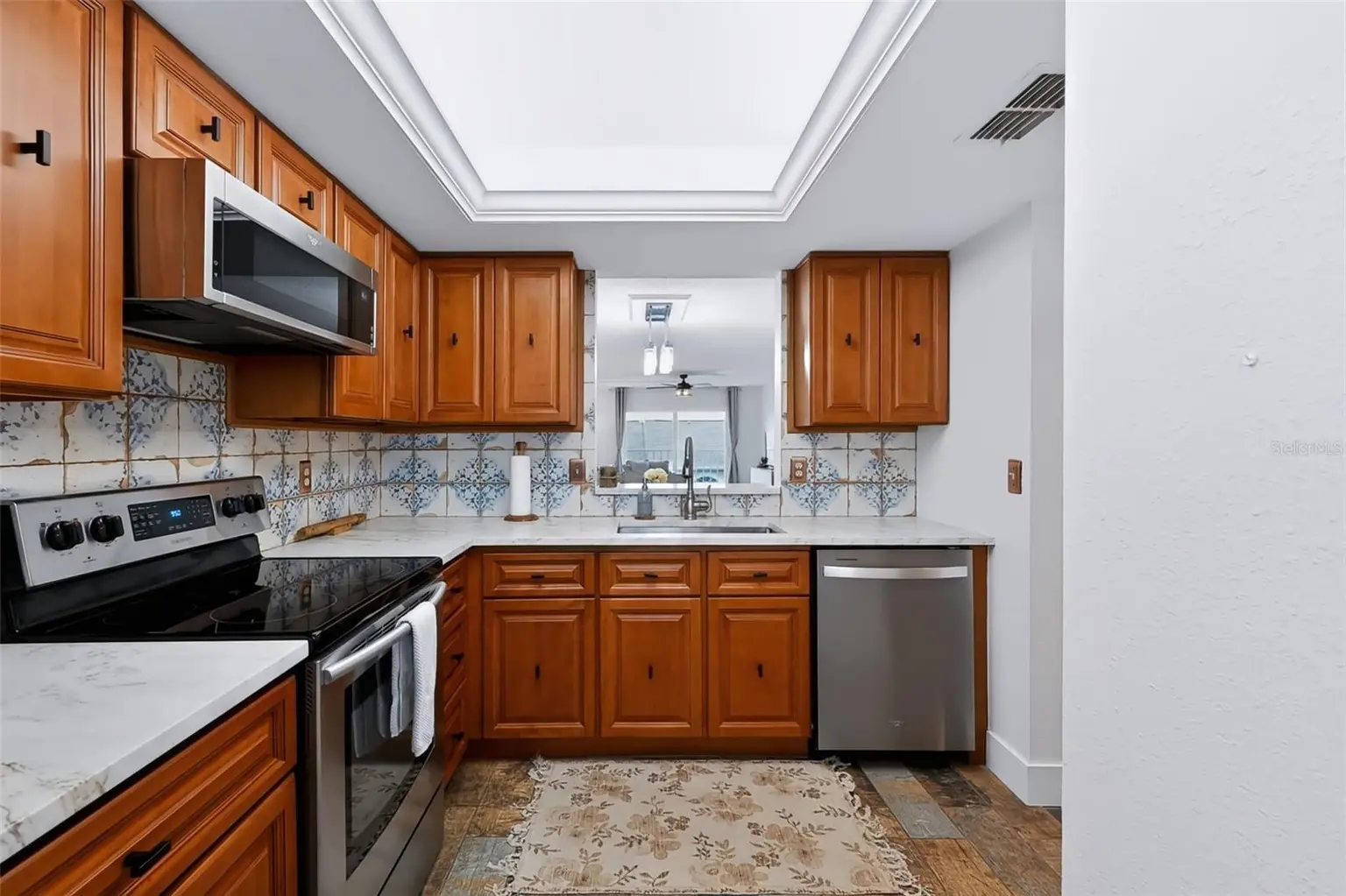 719 PINELLAS BAYWAY S #311, ST PETERSBURG, FL, photo 5 of 39