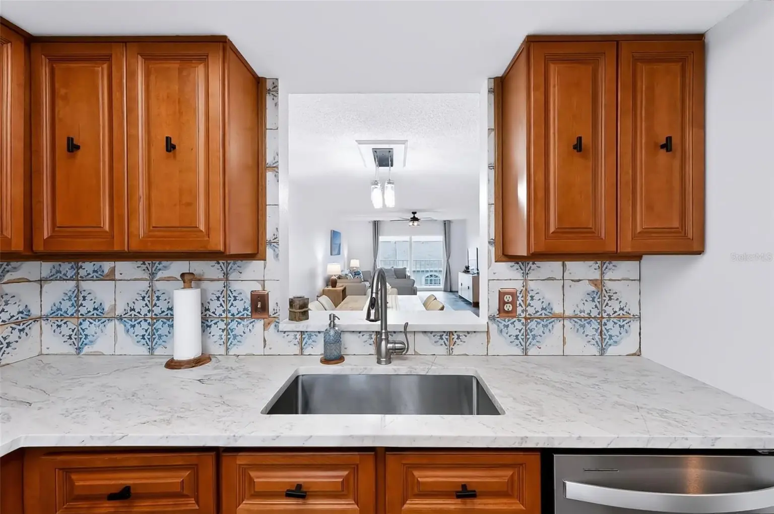 719 PINELLAS BAYWAY S #311, ST PETERSBURG, FL, photo 6 of 39