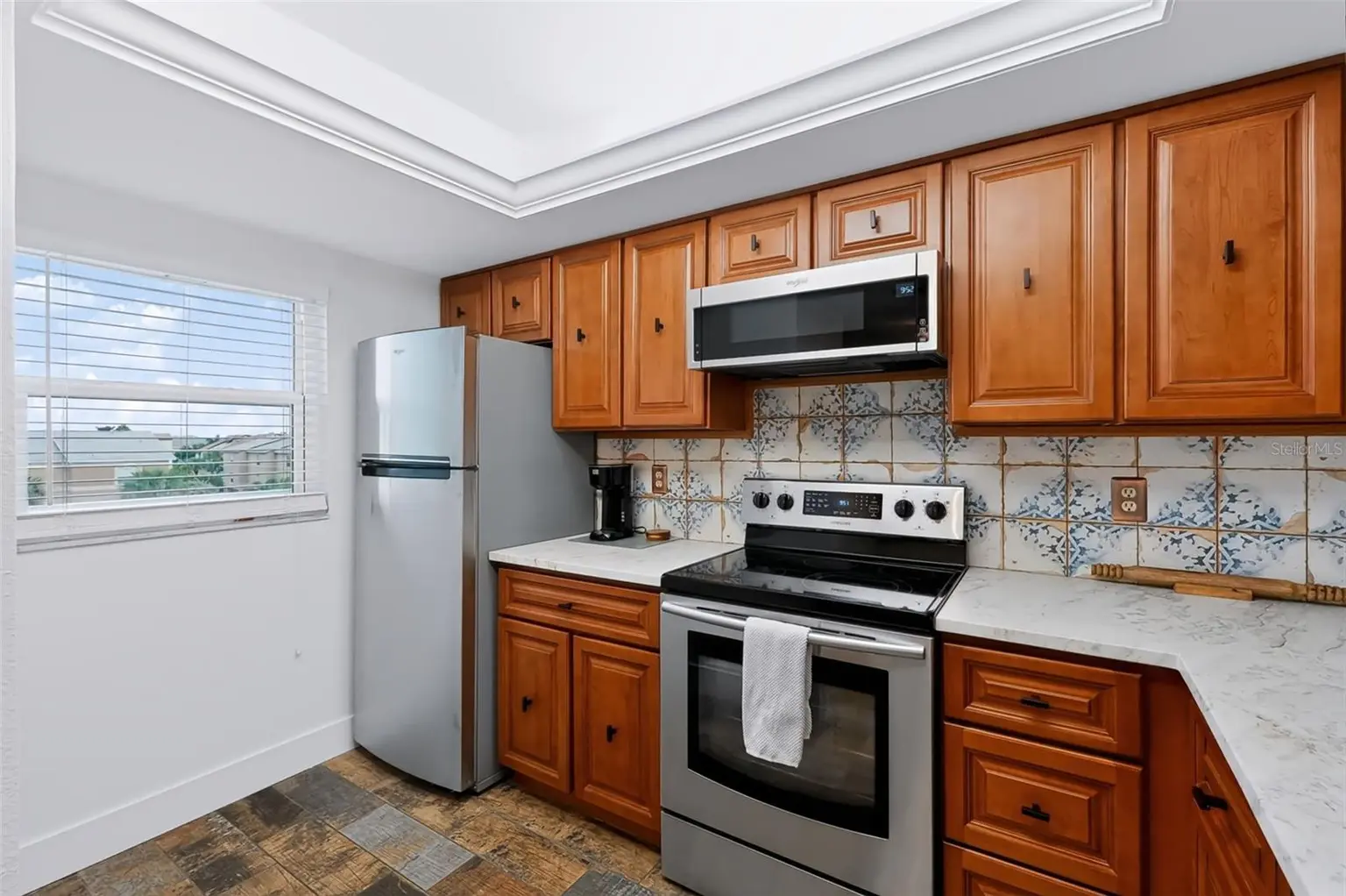 719 PINELLAS BAYWAY S #311, ST PETERSBURG, FL, photo 7 of 39