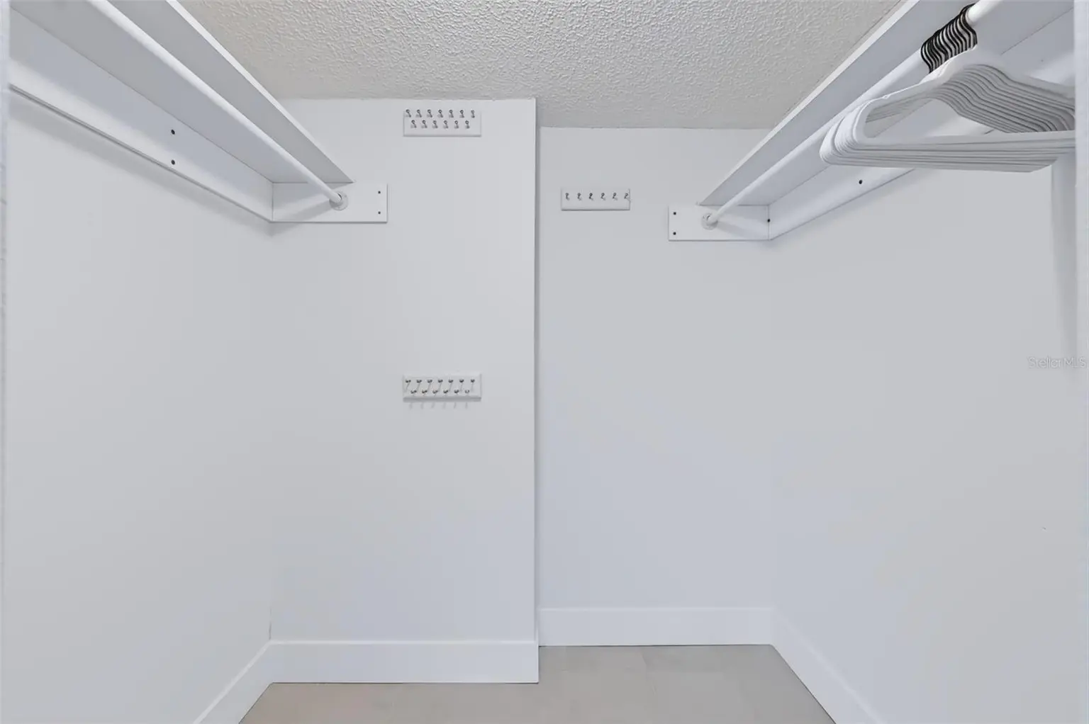 719 PINELLAS BAYWAY S #311, ST PETERSBURG, FL, photo 17 of 39