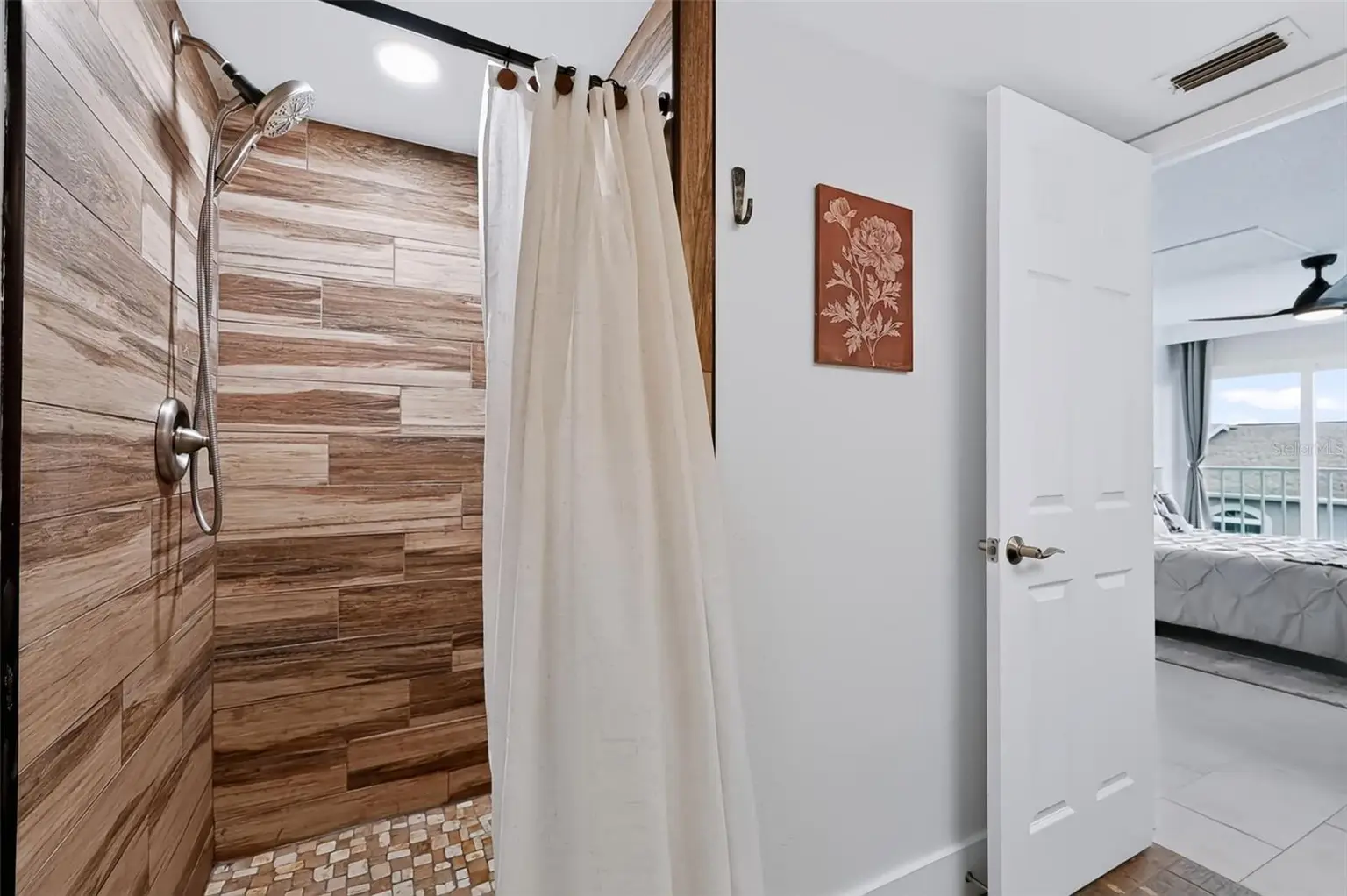 719 PINELLAS BAYWAY S #311, ST PETERSBURG, FL, photo 19 of 39