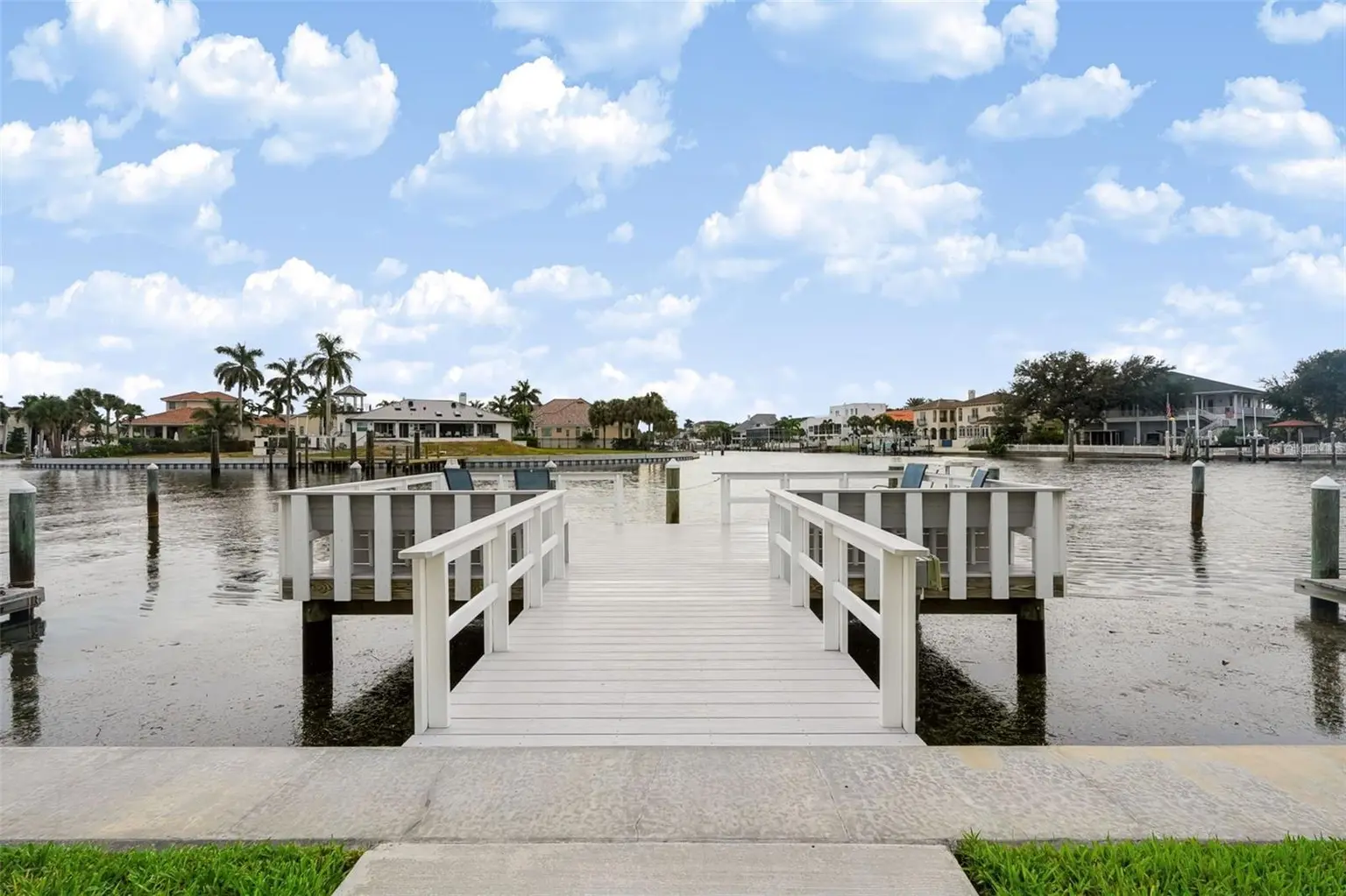 719 PINELLAS BAYWAY S #311, ST PETERSBURG, FL, photo 34 of 39