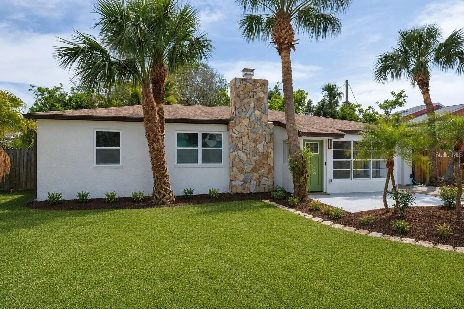 108 5TH STREET, BELLEAIR BEACH, FL, photo 4 of 54