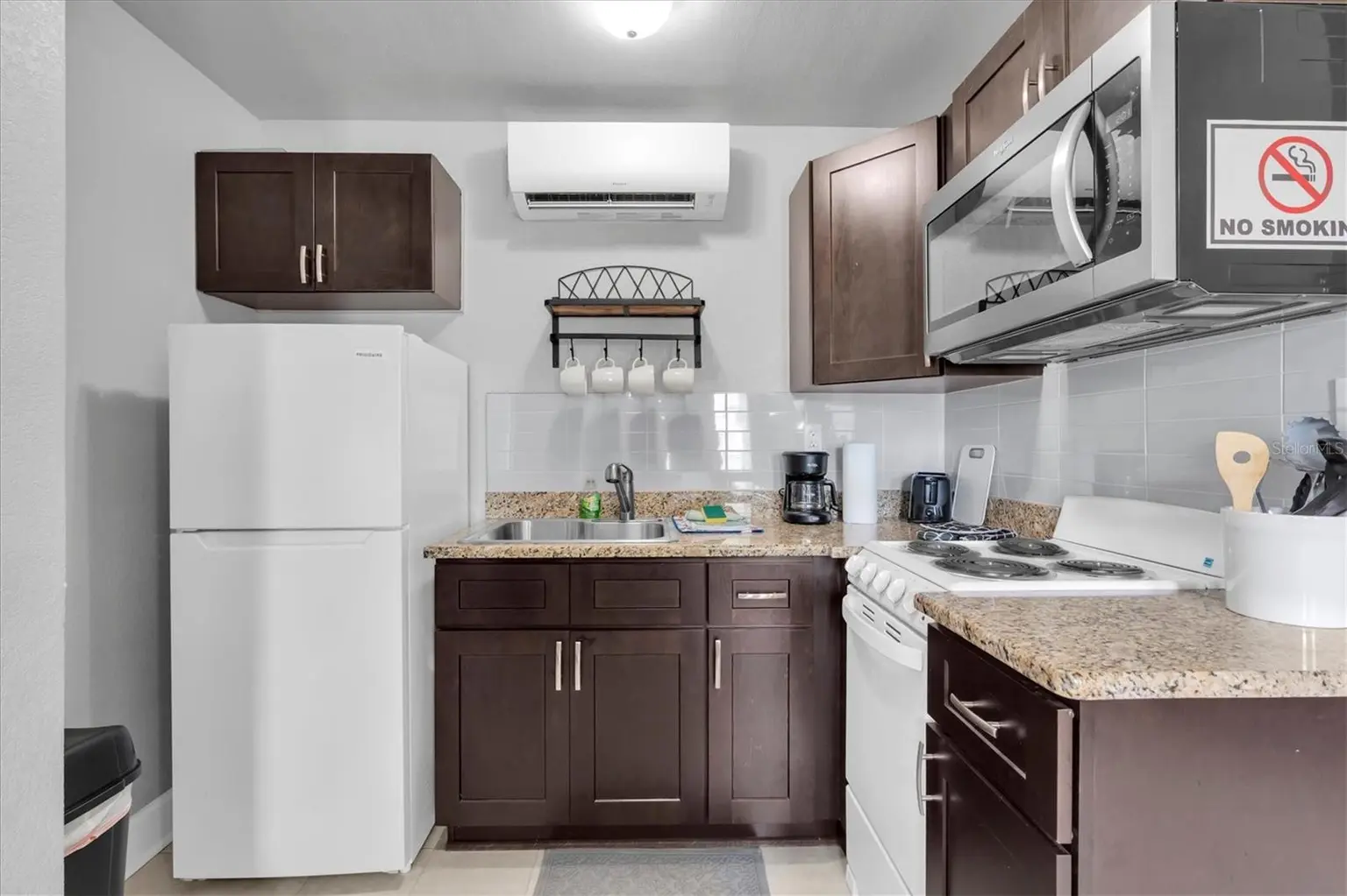 17880 GULF BOULEVARD #12, REDINGTON SHORES, FL, photo 12 of 30