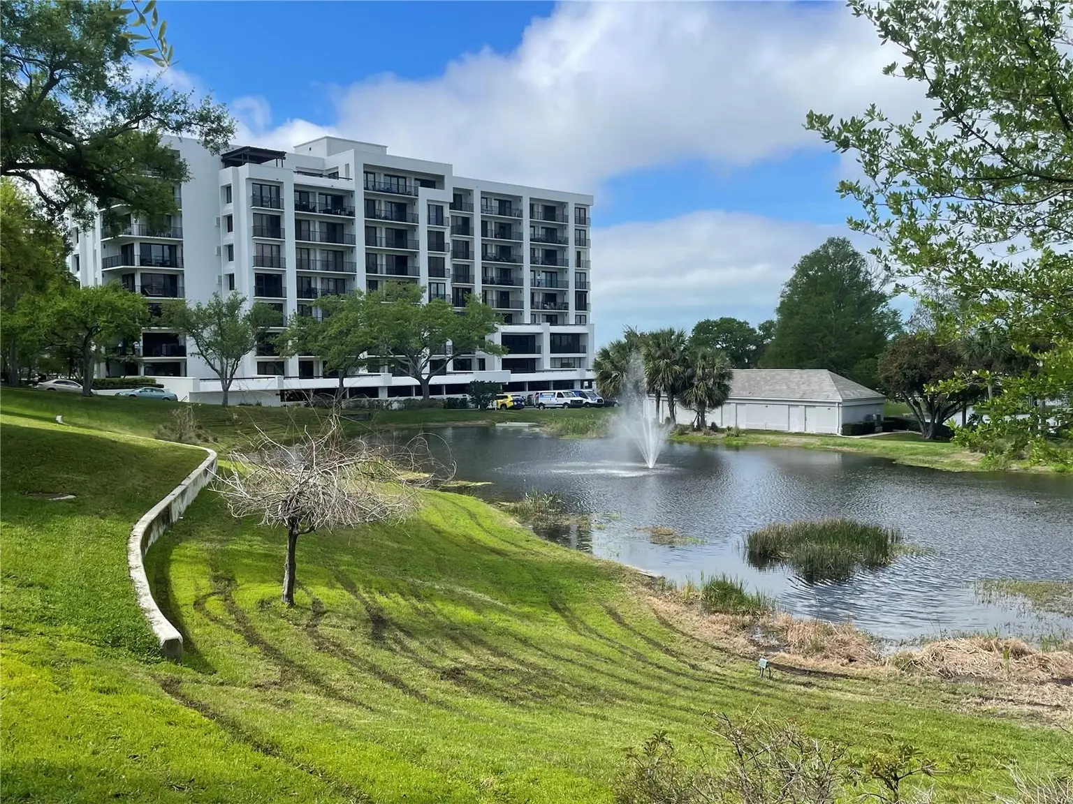 8 BELLEVIEW BOULEVARD #702, BELLEAIR, FL, photo 54 of 75