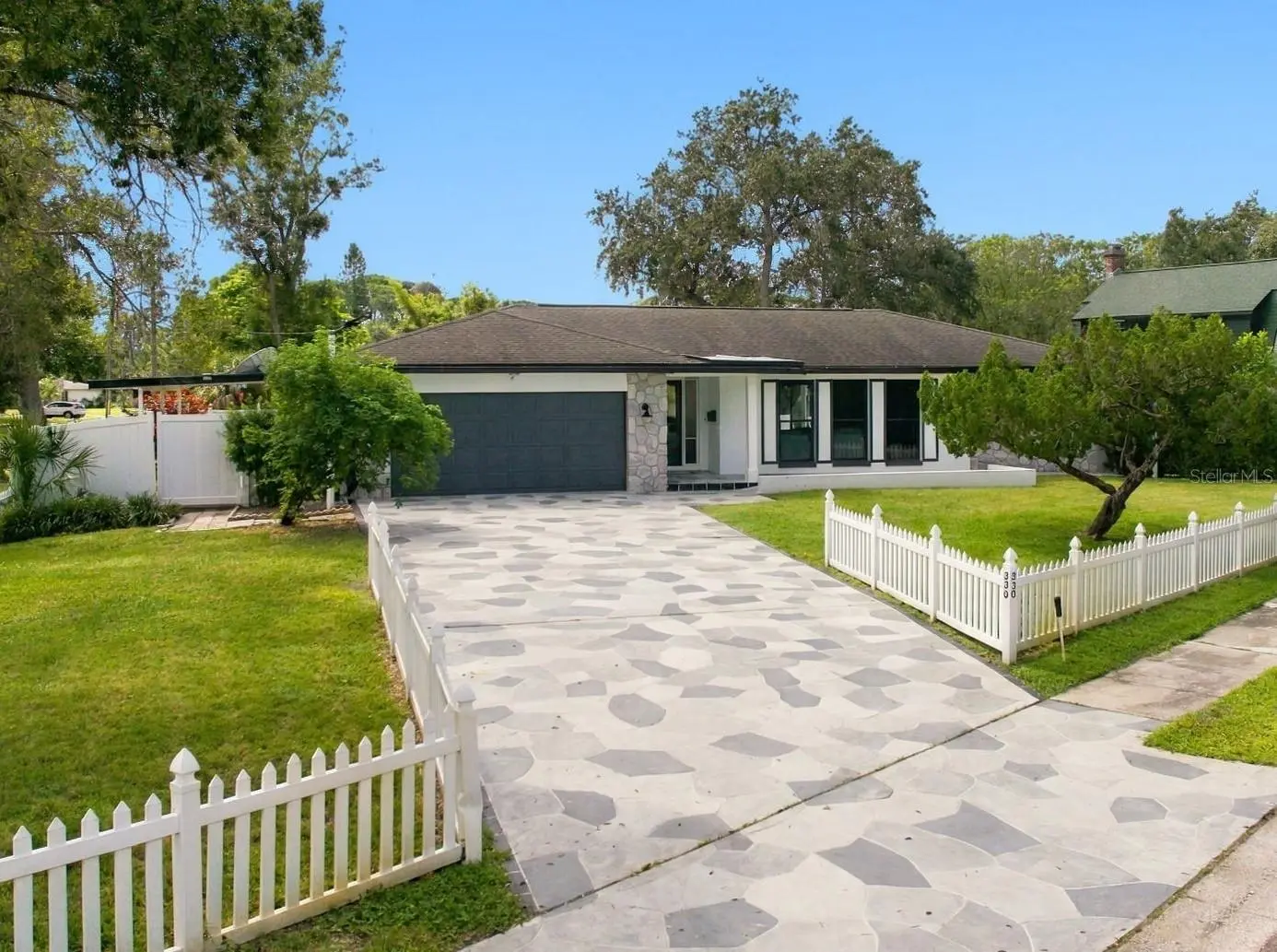 330 PATICA RD NE, ST PETERSBURG, FL, photo 43 of 45