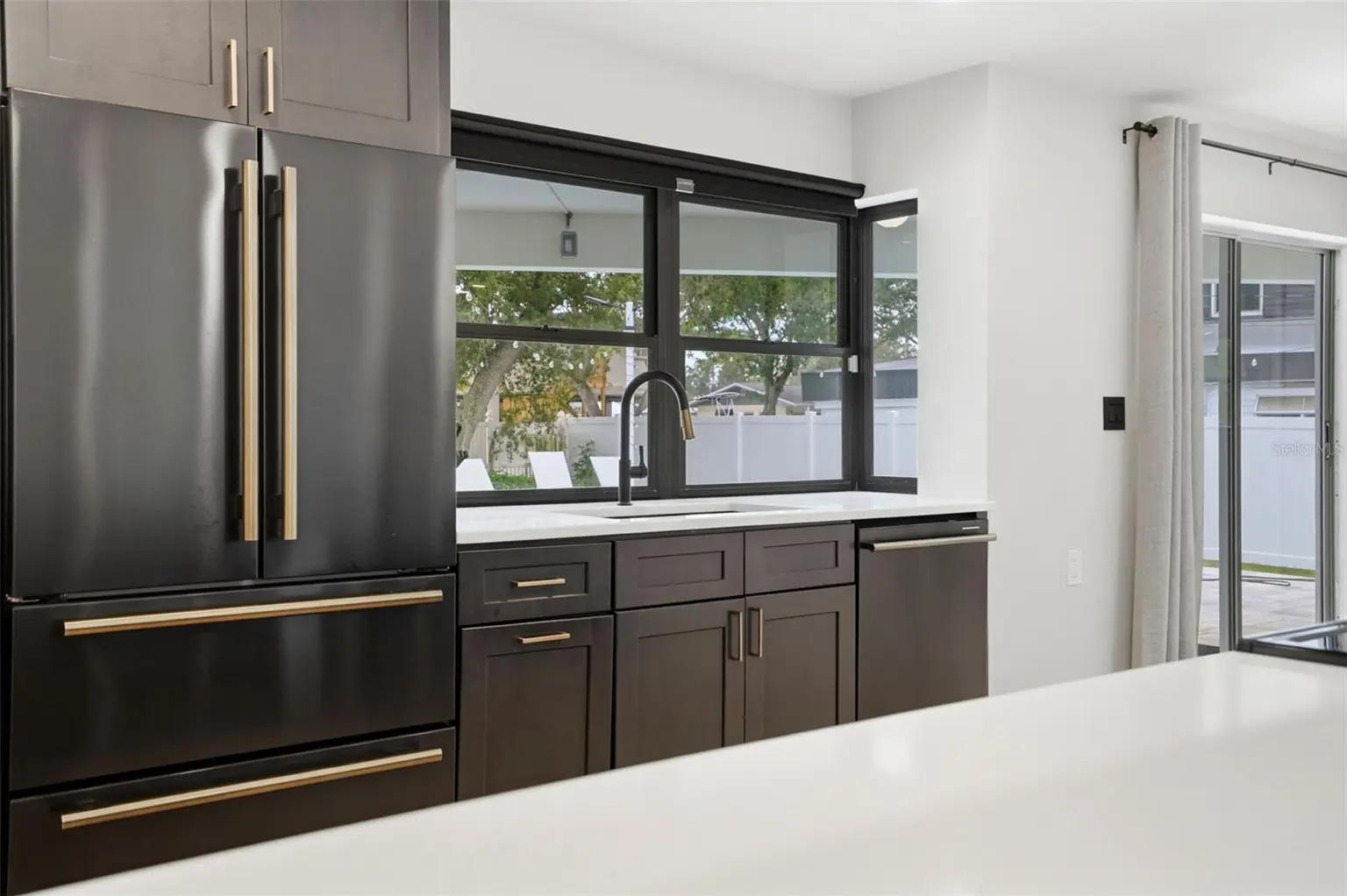 330 PATICA RD NE, ST PETERSBURG, FL, photo 10 of 45