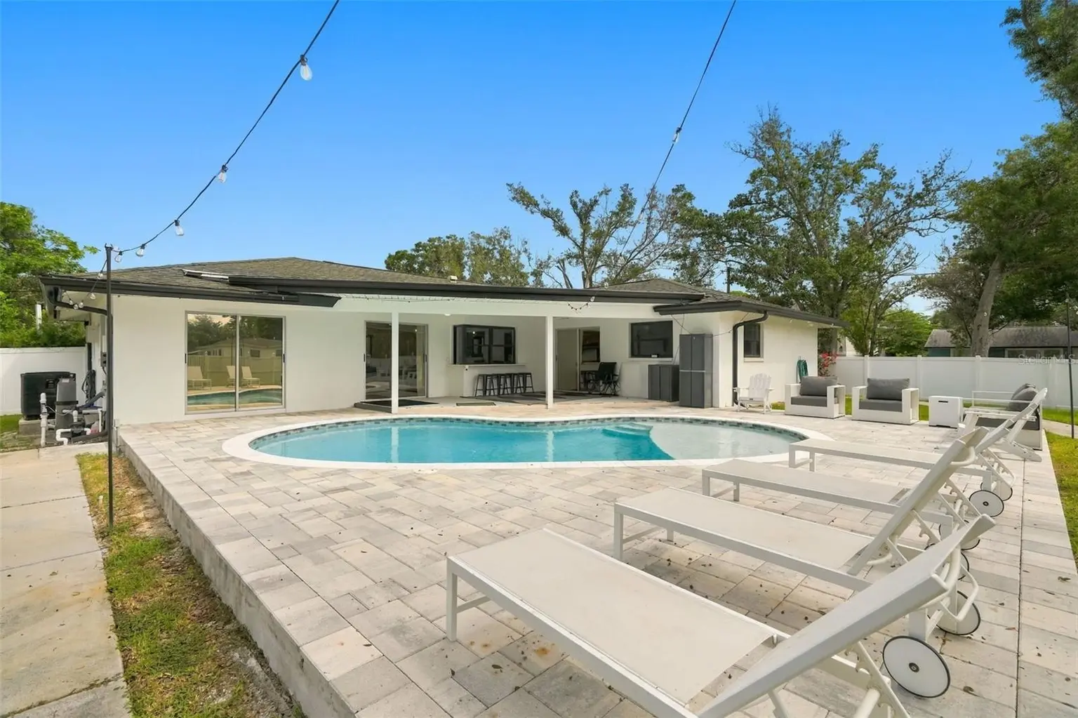 330 PATICA RD NE, ST PETERSBURG, FL, photo 30 of 45