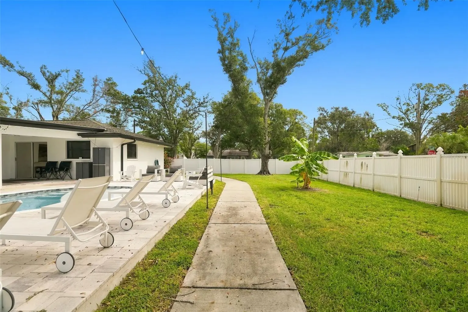 330 PATICA RD NE, ST PETERSBURG, FL, photo 31 of 45