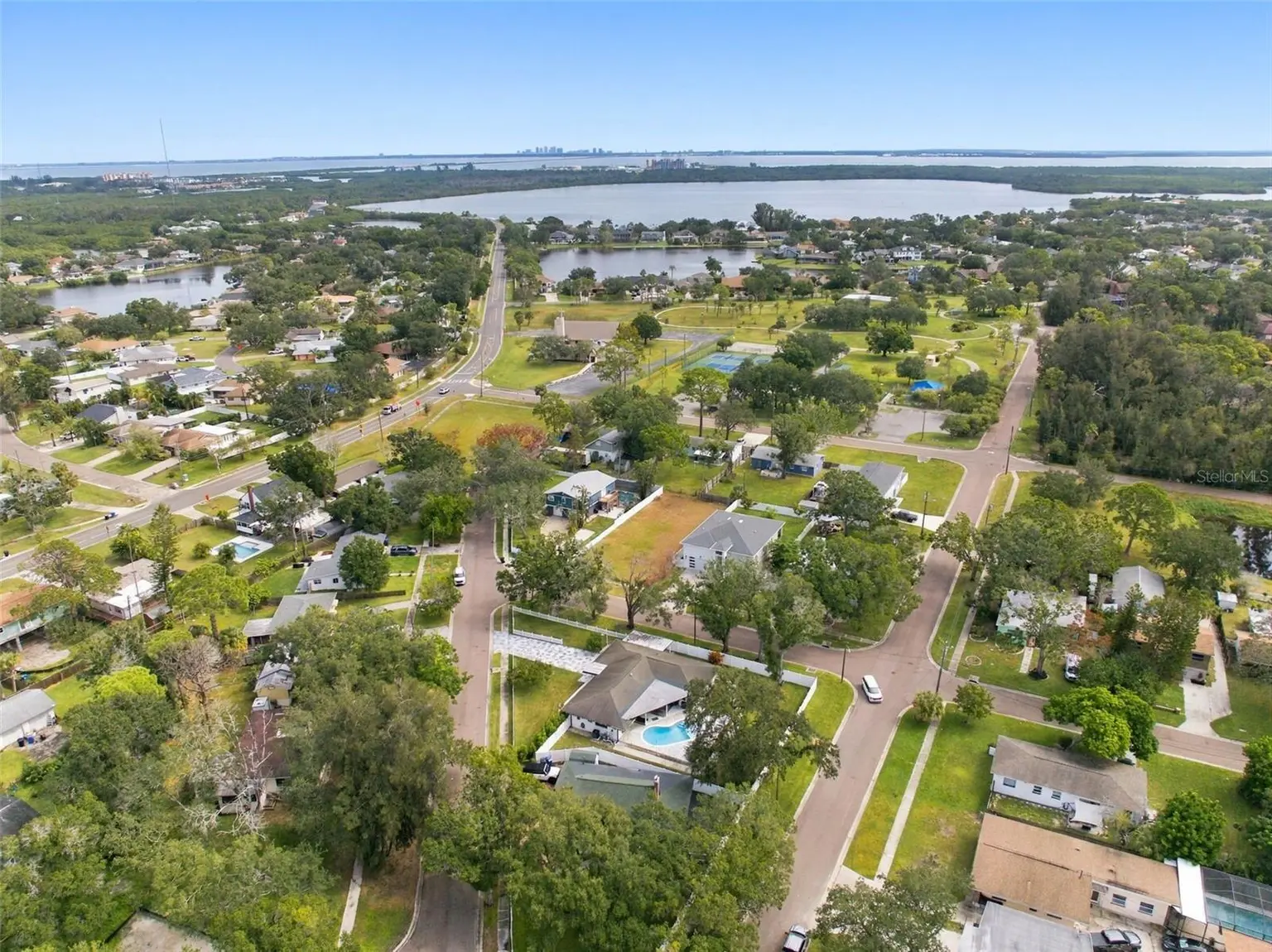 330 PATICA RD NE, ST PETERSBURG, FL, photo 39 of 45