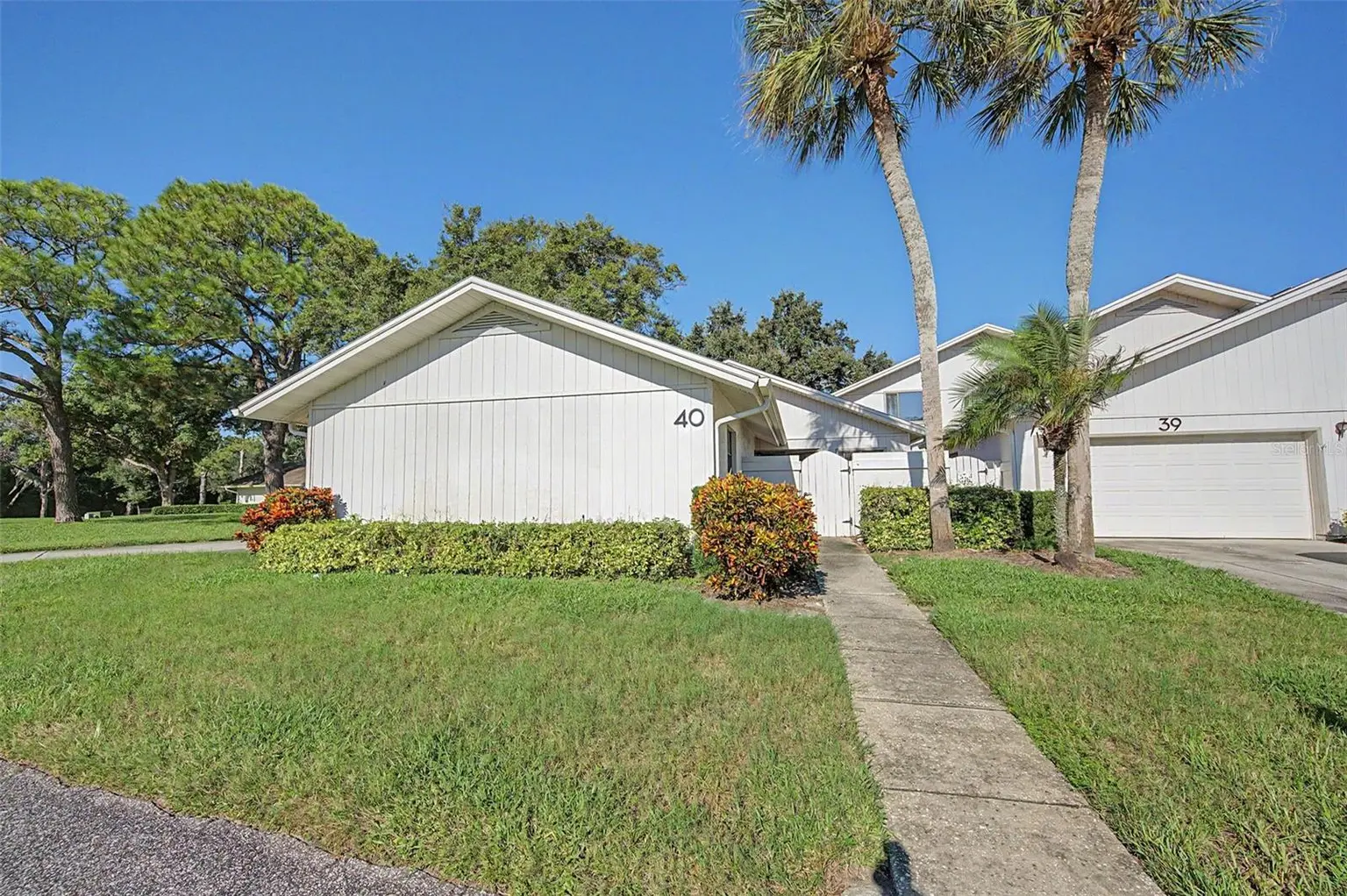 492 LAKEVIEW DRIVE #40, PALM HARBOR, FL, photo 2 of 81