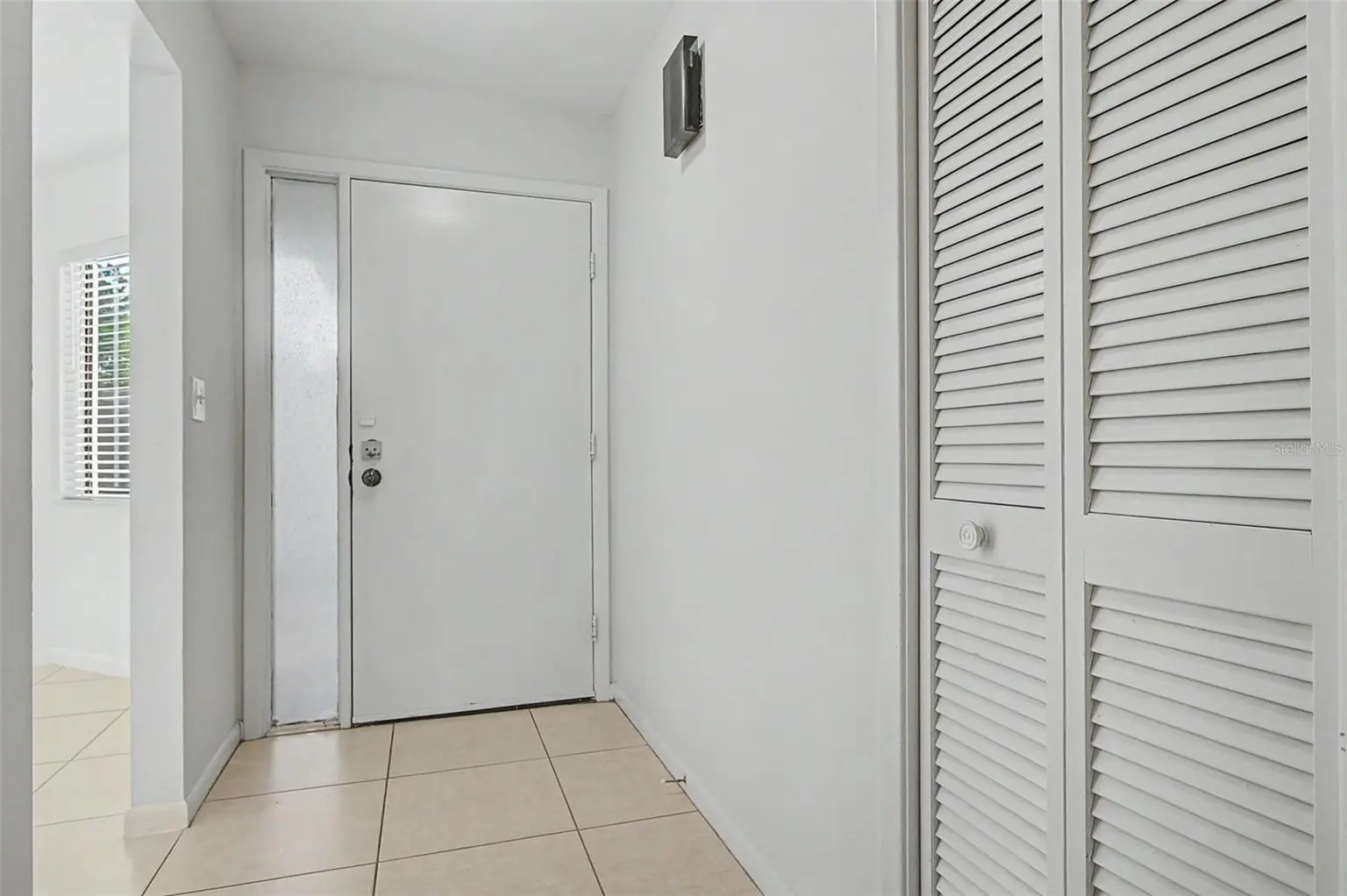 492 LAKEVIEW DRIVE #40, PALM HARBOR, FL, photo 6 of 81