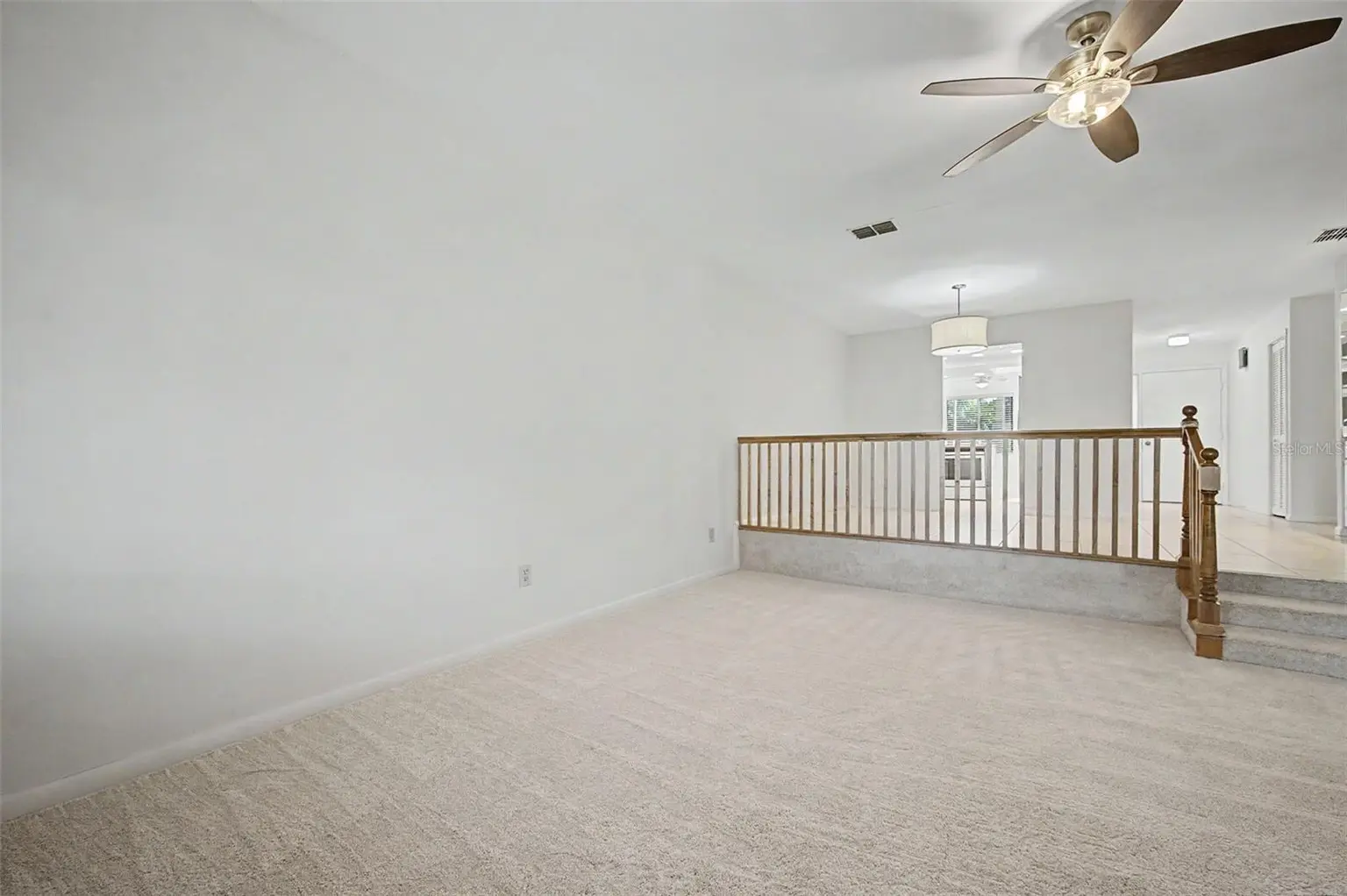 492 LAKEVIEW DRIVE #40, PALM HARBOR, FL, photo 9 of 81
