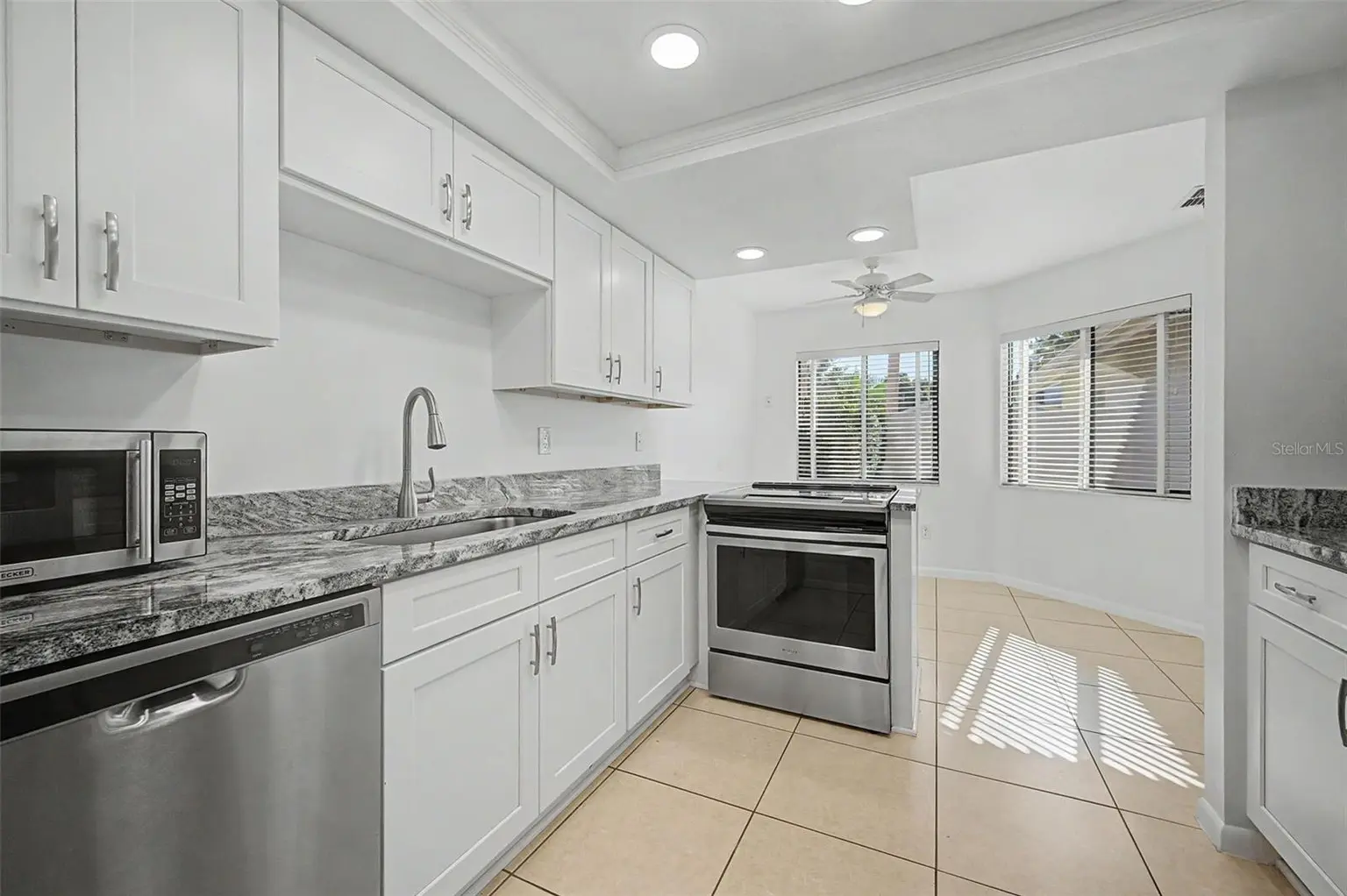 492 LAKEVIEW DRIVE #40, PALM HARBOR, FL, photo 18 of 81