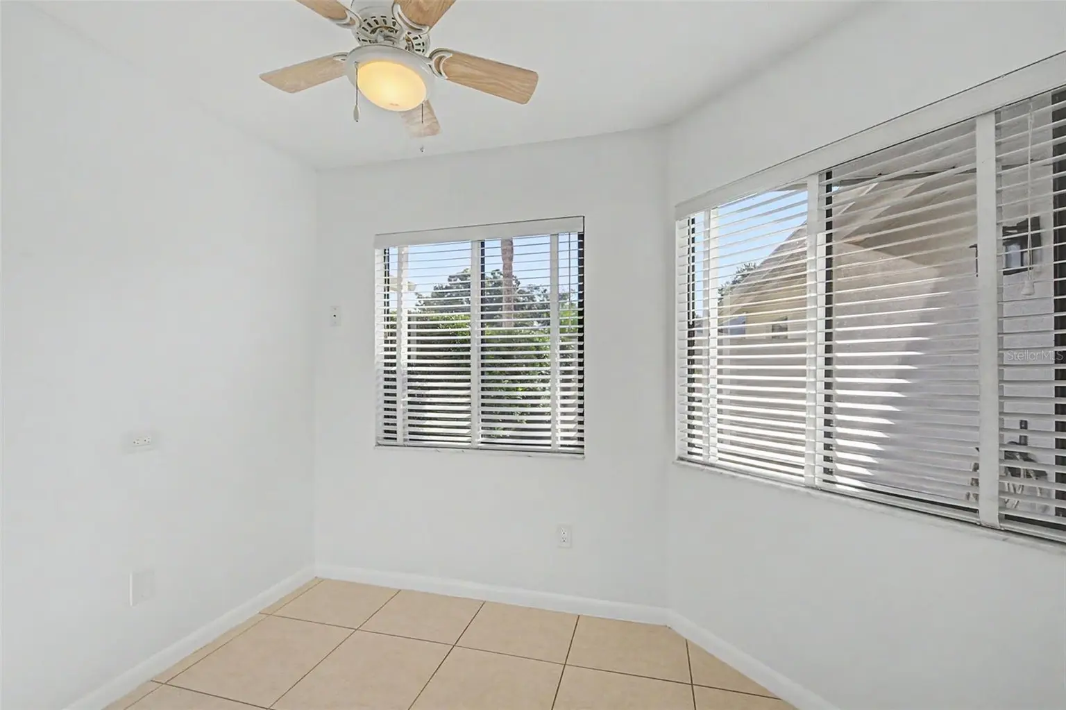 492 LAKEVIEW DRIVE #40, PALM HARBOR, FL, photo 20 of 81