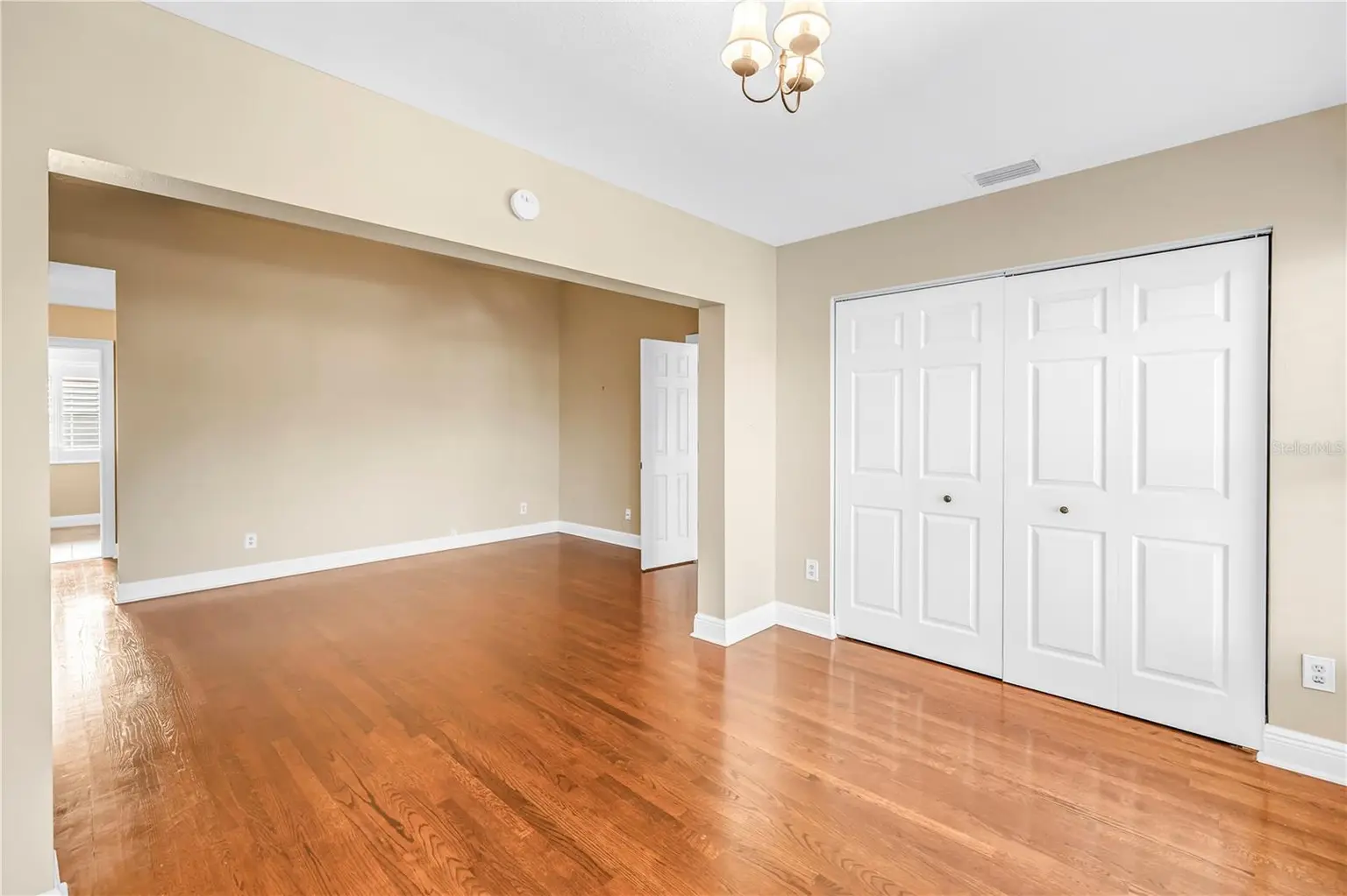 868 GLADES COURT NE, ST PETERSBURG, FL, photo 25 of 53