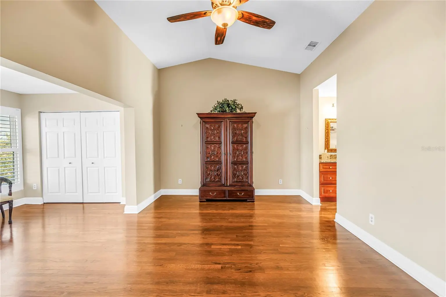 868 GLADES COURT NE, ST PETERSBURG, FL, photo 28 of 53