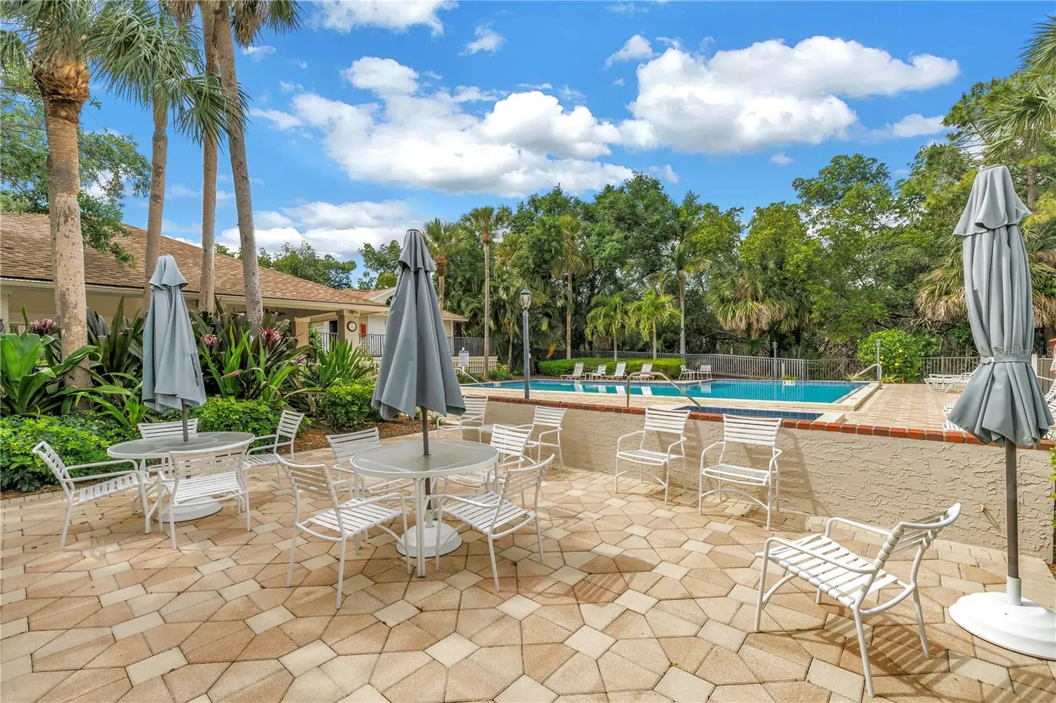 868 GLADES COURT NE, ST PETERSBURG, FL, photo 50 of 53