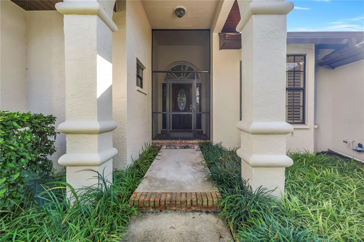 1186 GASPARILLA DRIVE NE, ST PETERSBURG, FL, photo 2 of 65