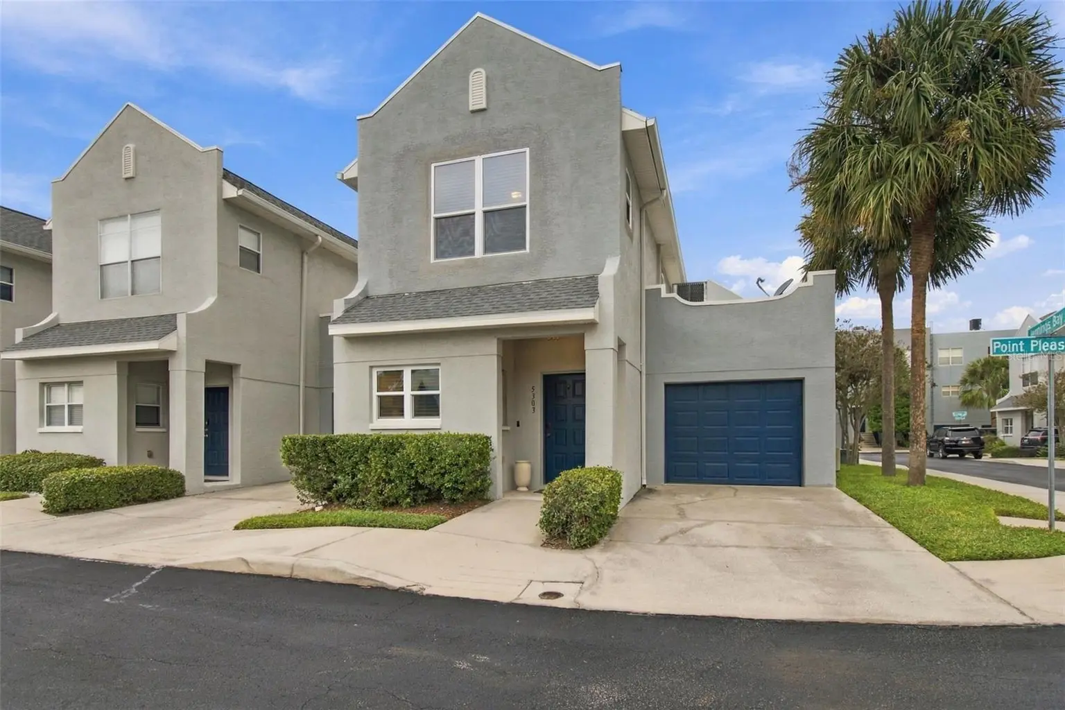 5303 POINT PLEASANT LANE, TAMPA, FL, photo 1 of 41