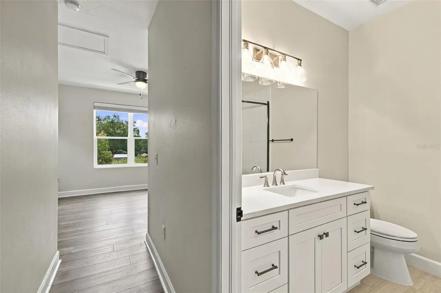5303 POINT PLEASANT LANE, TAMPA, FL, photo 13 of 41