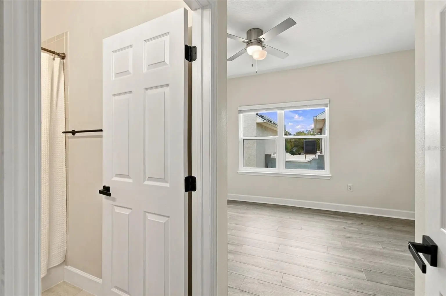 5303 POINT PLEASANT LANE, TAMPA, FL, photo 20 of 41