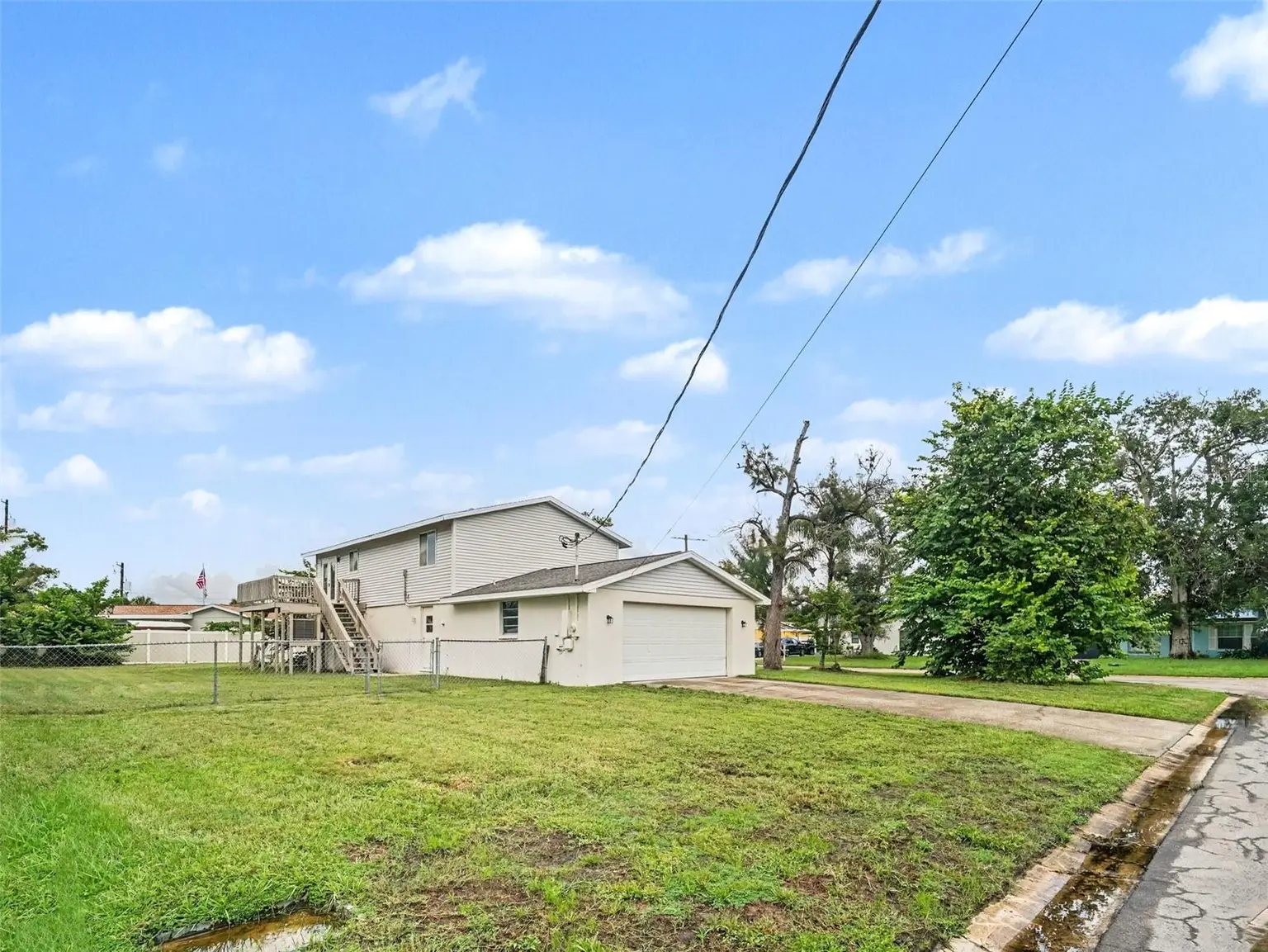 6306 FLORIDA CIR E, APOLLO BEACH, FL, photo 3 of 27