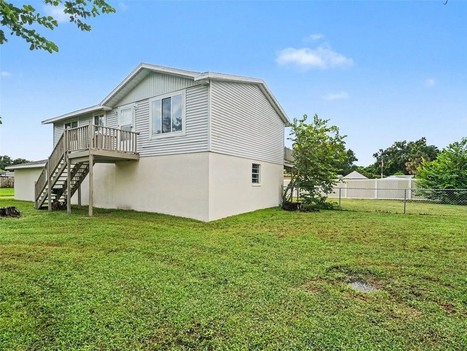 6306 FLORIDA CIR E, APOLLO BEACH, FL, photo 4 of 27