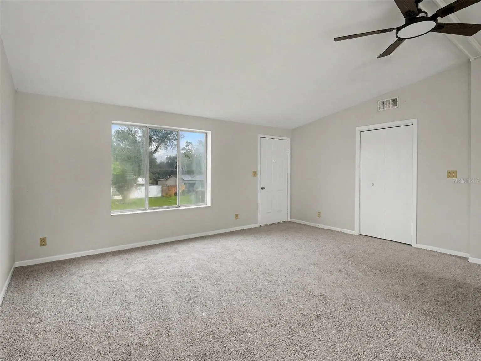 6306 FLORIDA CIR E, APOLLO BEACH, FL, photo 9 of 27
