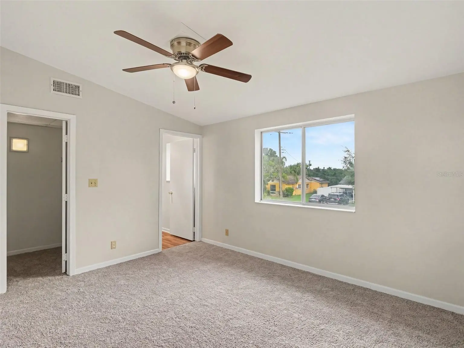 6306 FLORIDA CIR E, APOLLO BEACH, FL, photo 17 of 27